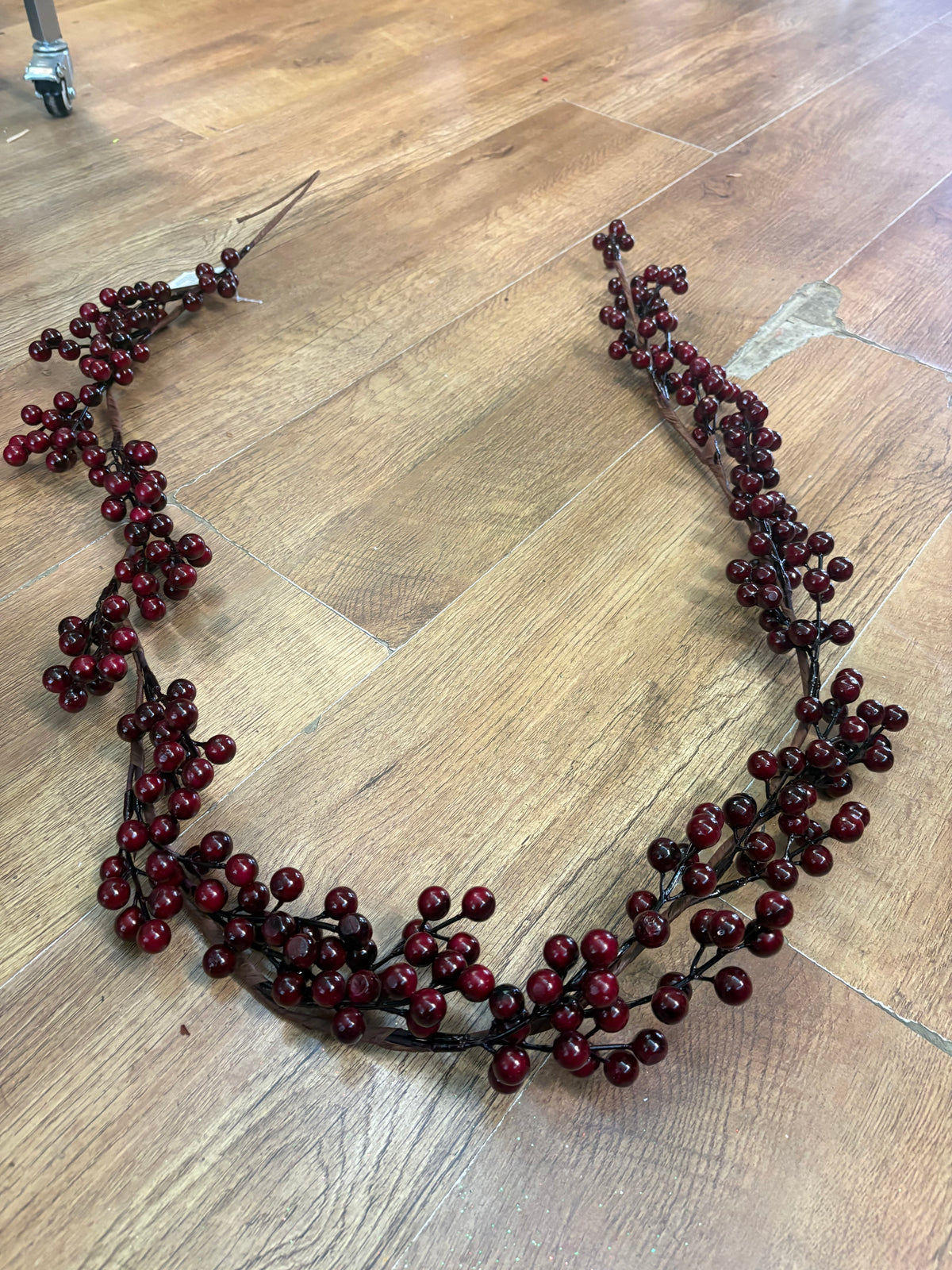 150cm burgundy berry garland