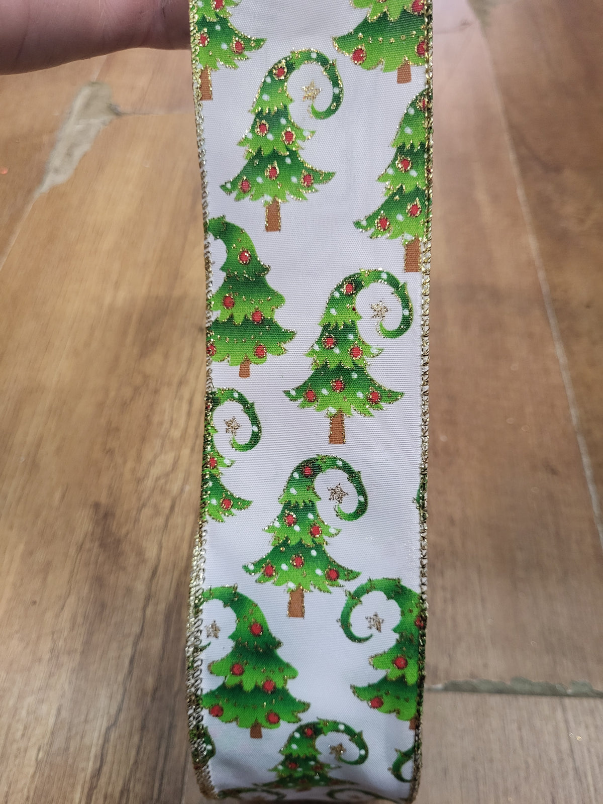 Christmas tree wired ribbon - 1 metre image 1