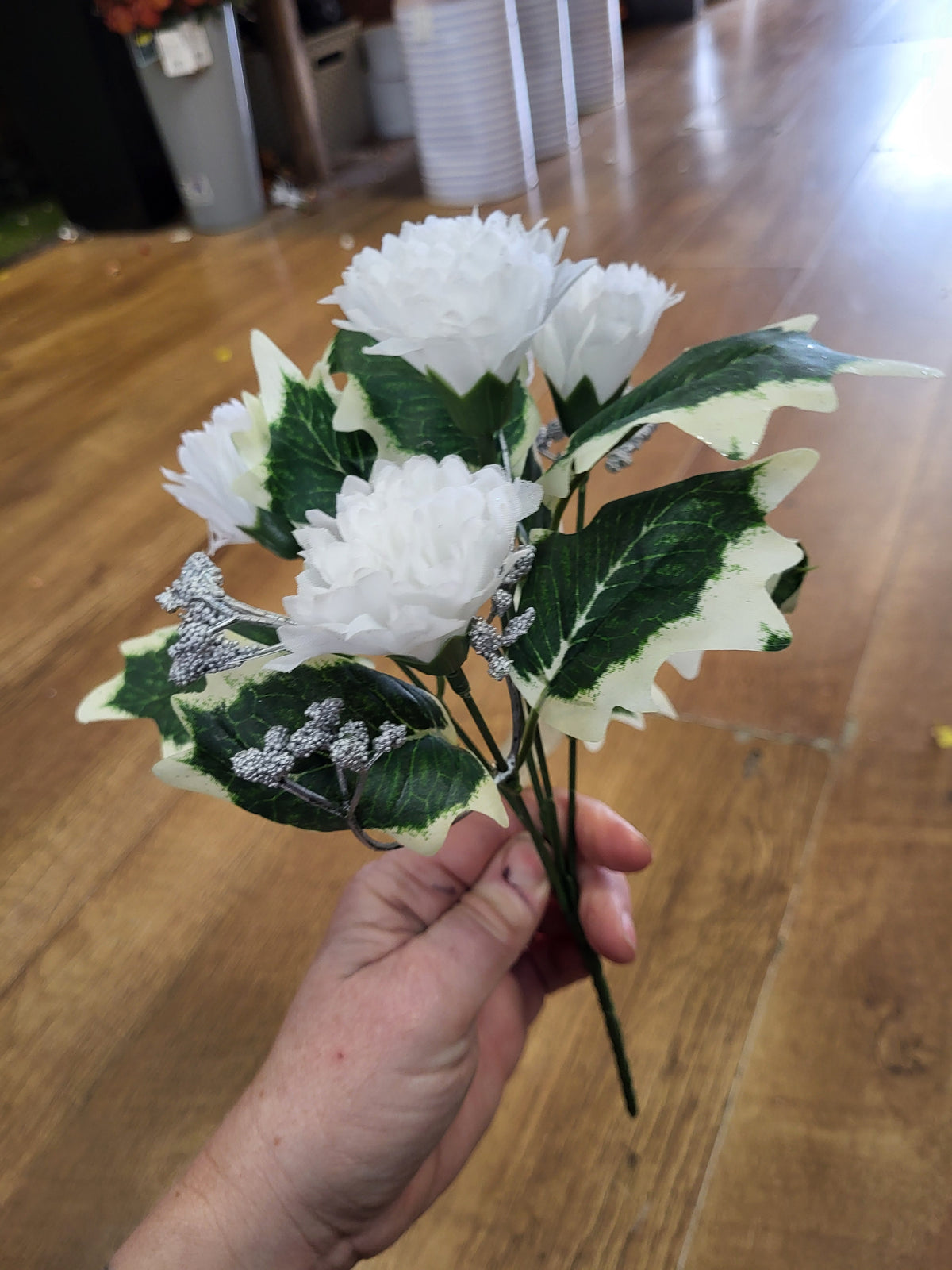 Carnation with Holly leaves - 3 colours available image 7