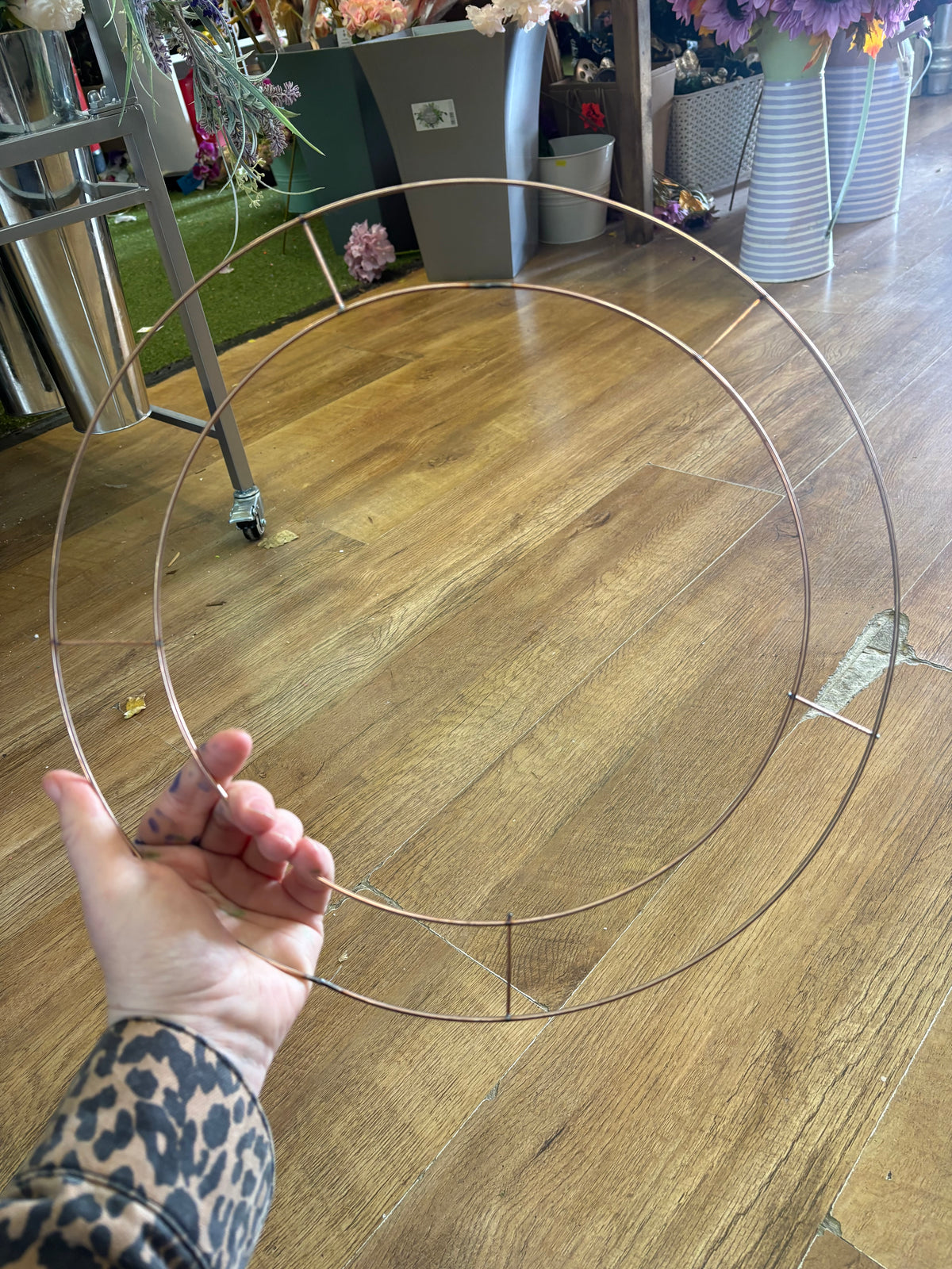 14” metal wreath frame