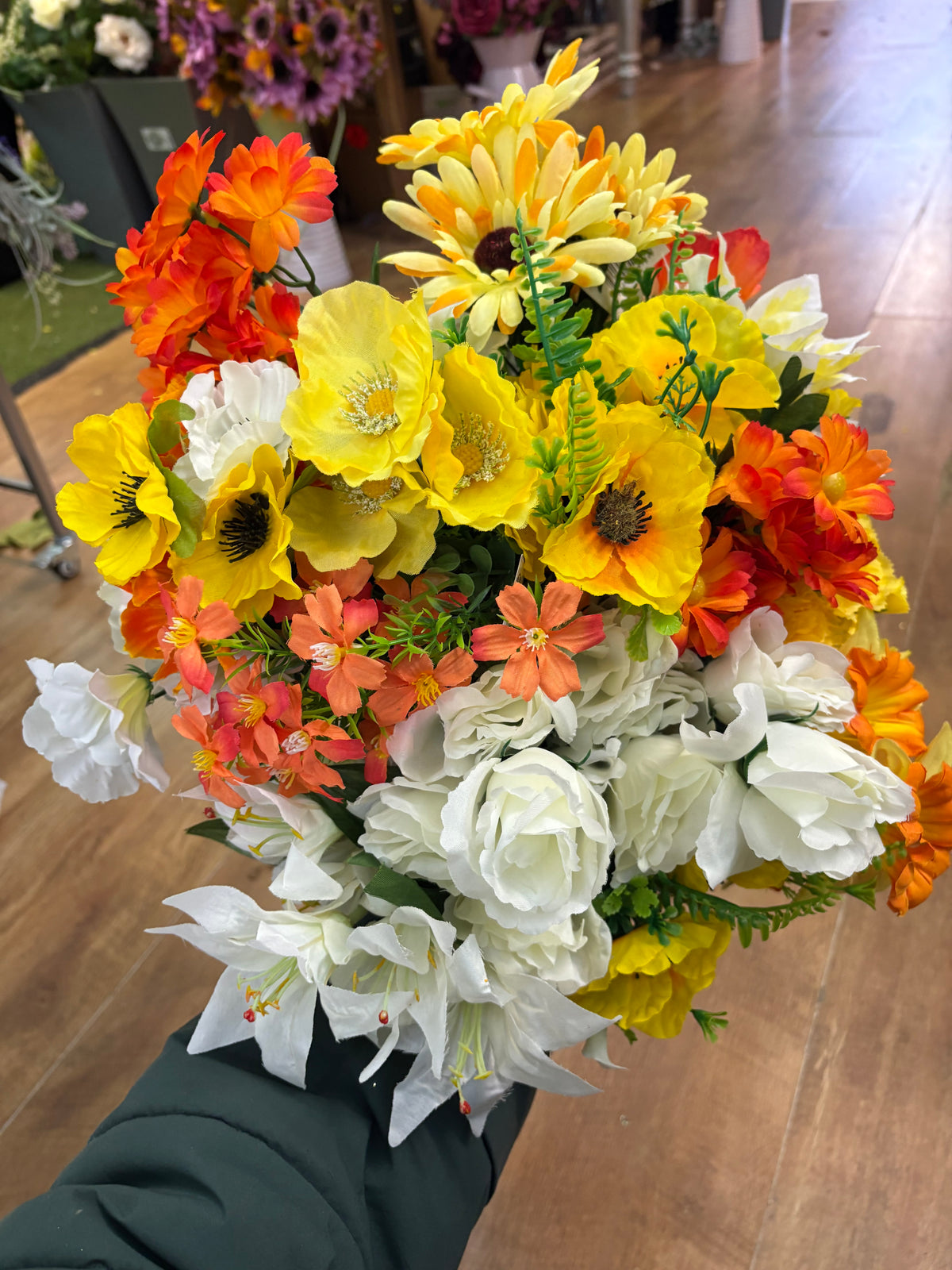 Box 4 - 20 mixed bunches