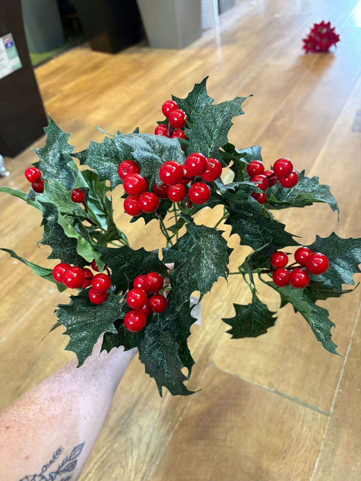 Large glittered shimmery holly bunch