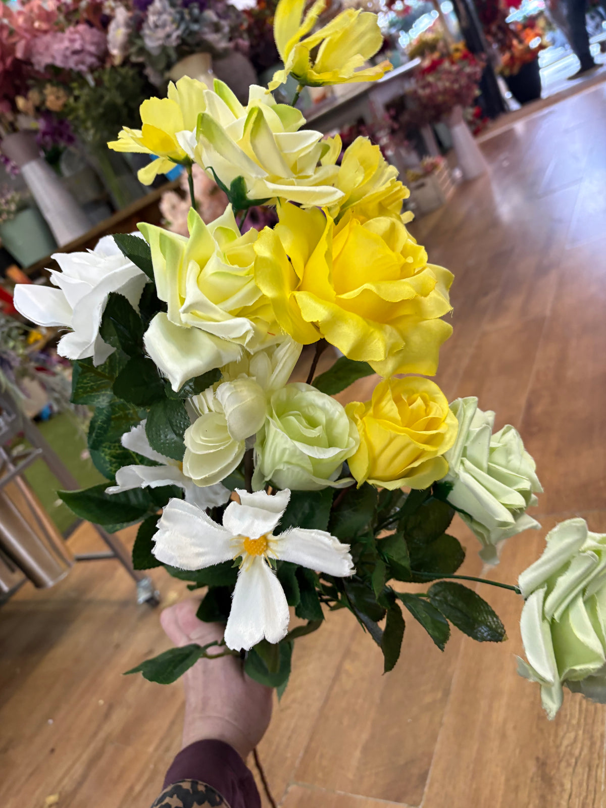 Clearance long stem 9 - 10 mixed stems