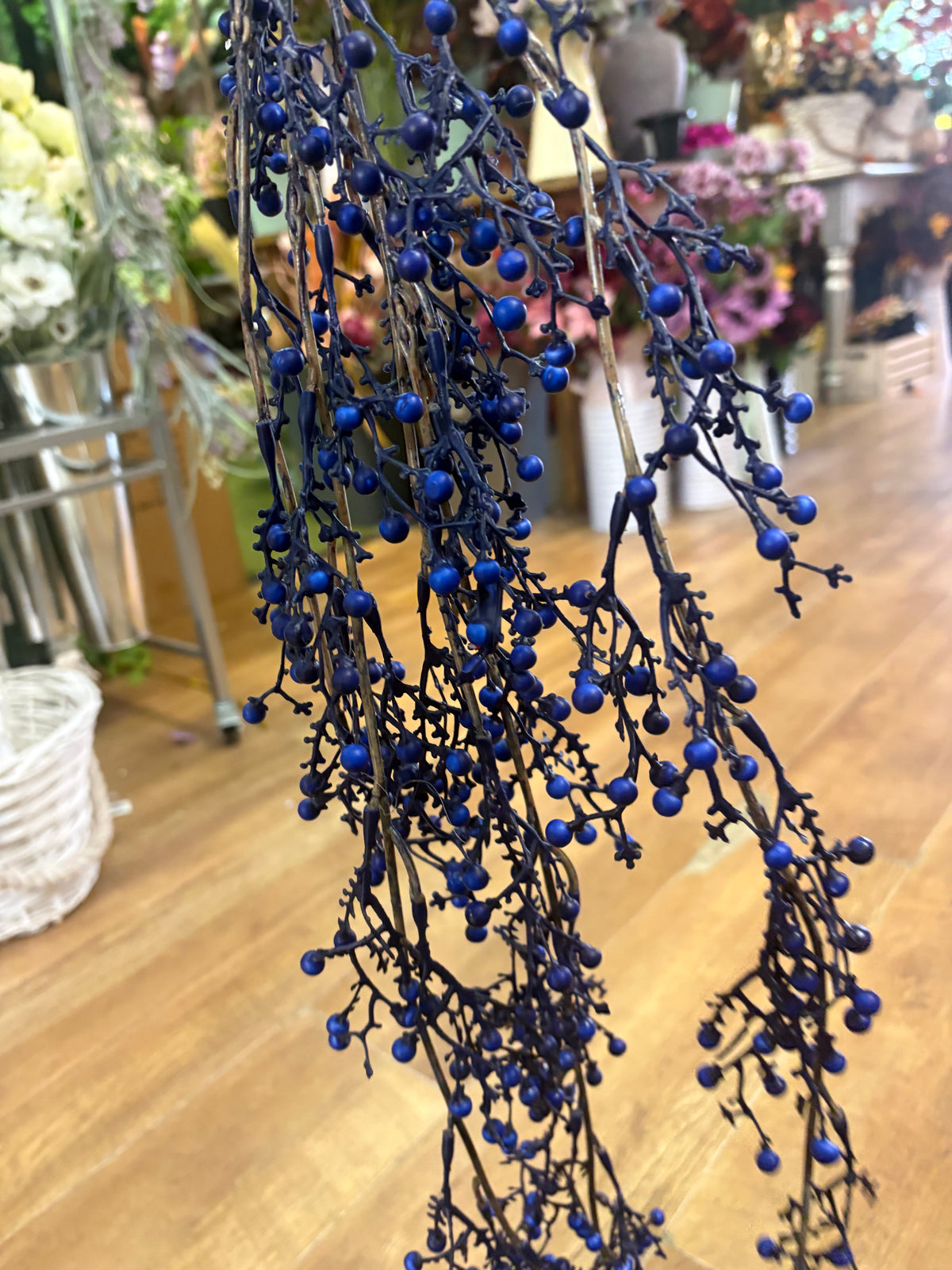 100cm trailing blue mini bud berry