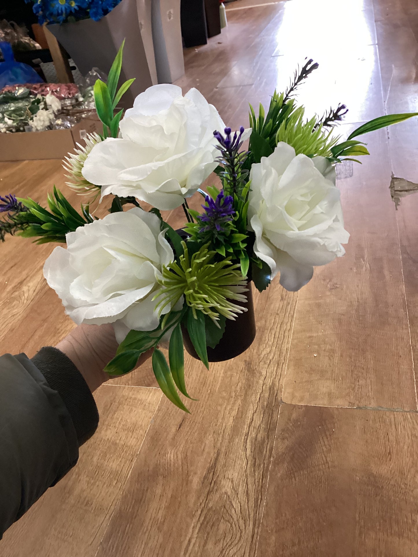 White rose and allium gravepot
