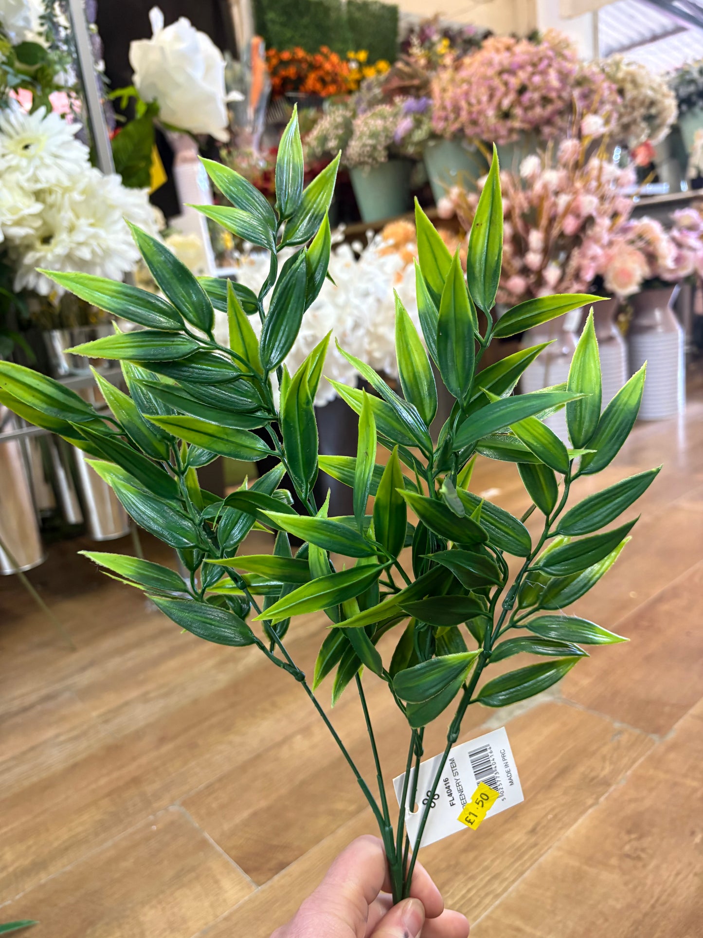 Long stem plastic greenery - 2 colours available