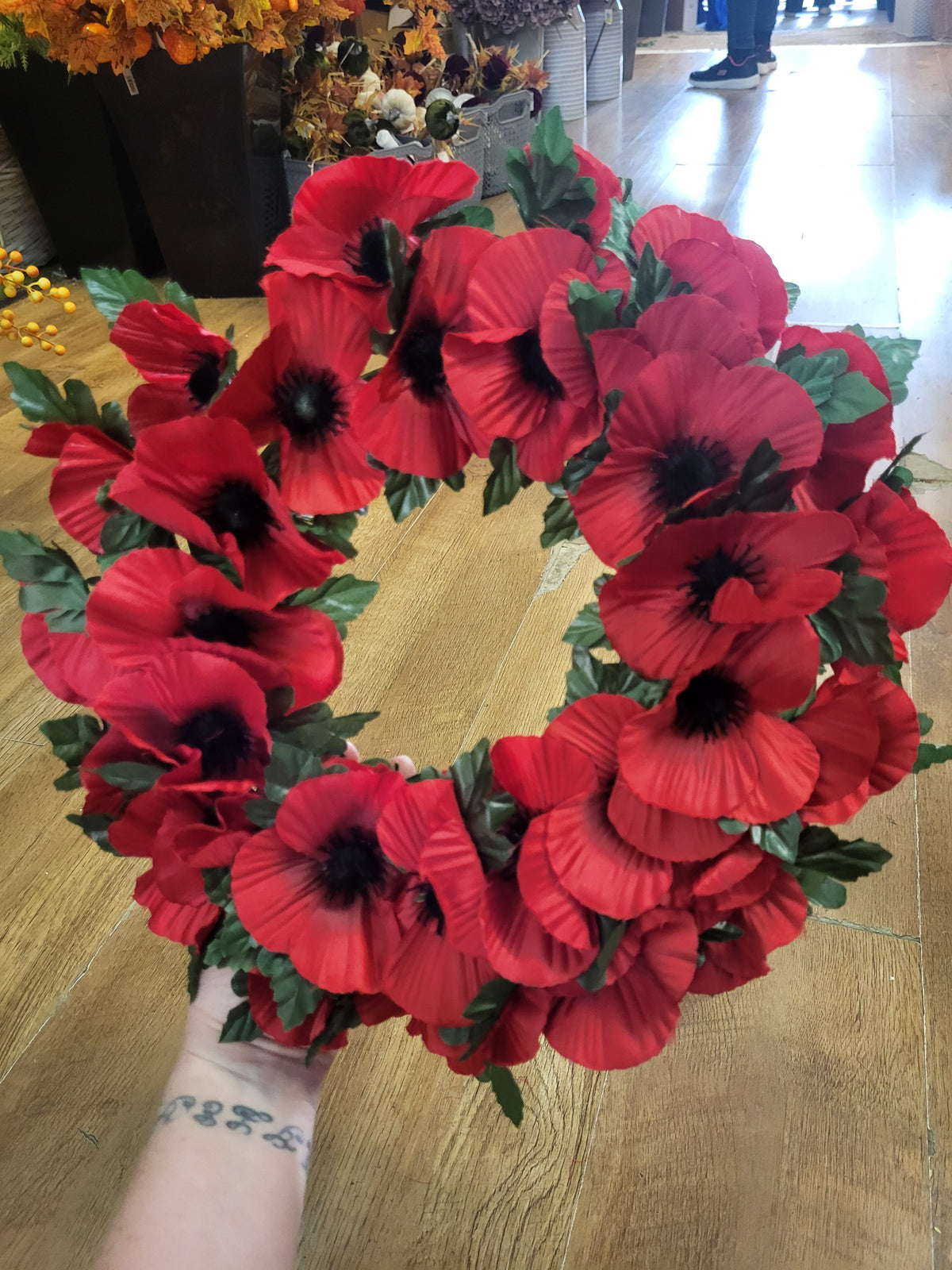 14" poppy wreath image 2
