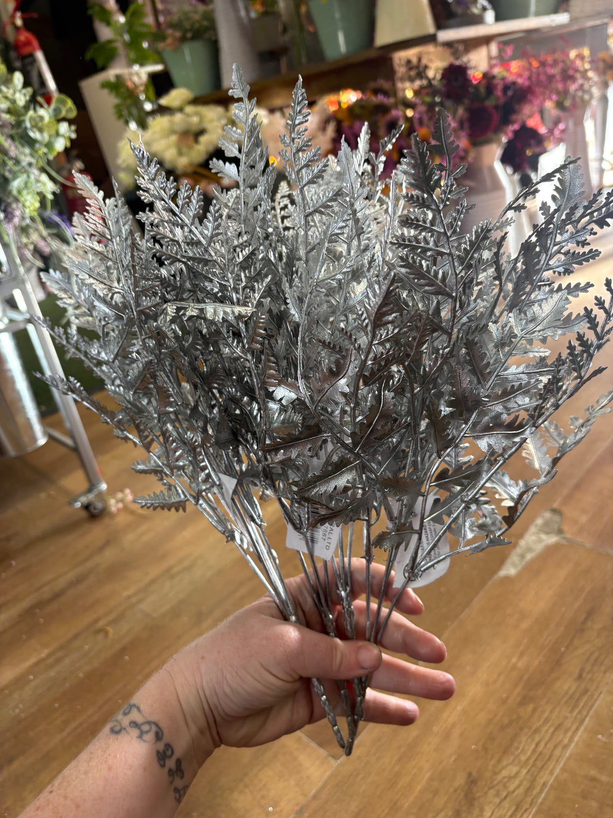 20 mixed silver Christmas bunches