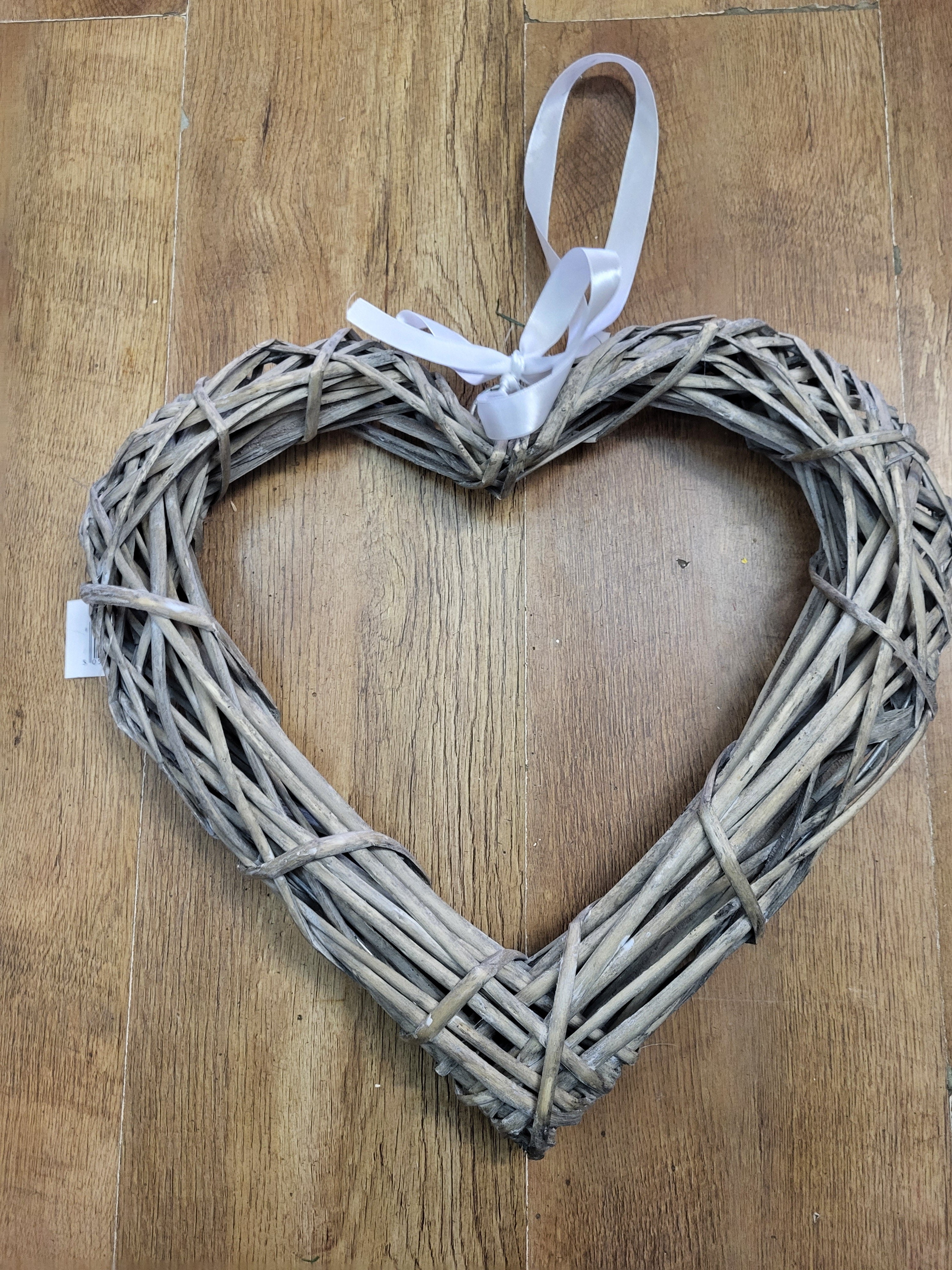 40cm grey wicker heart wreath image 0