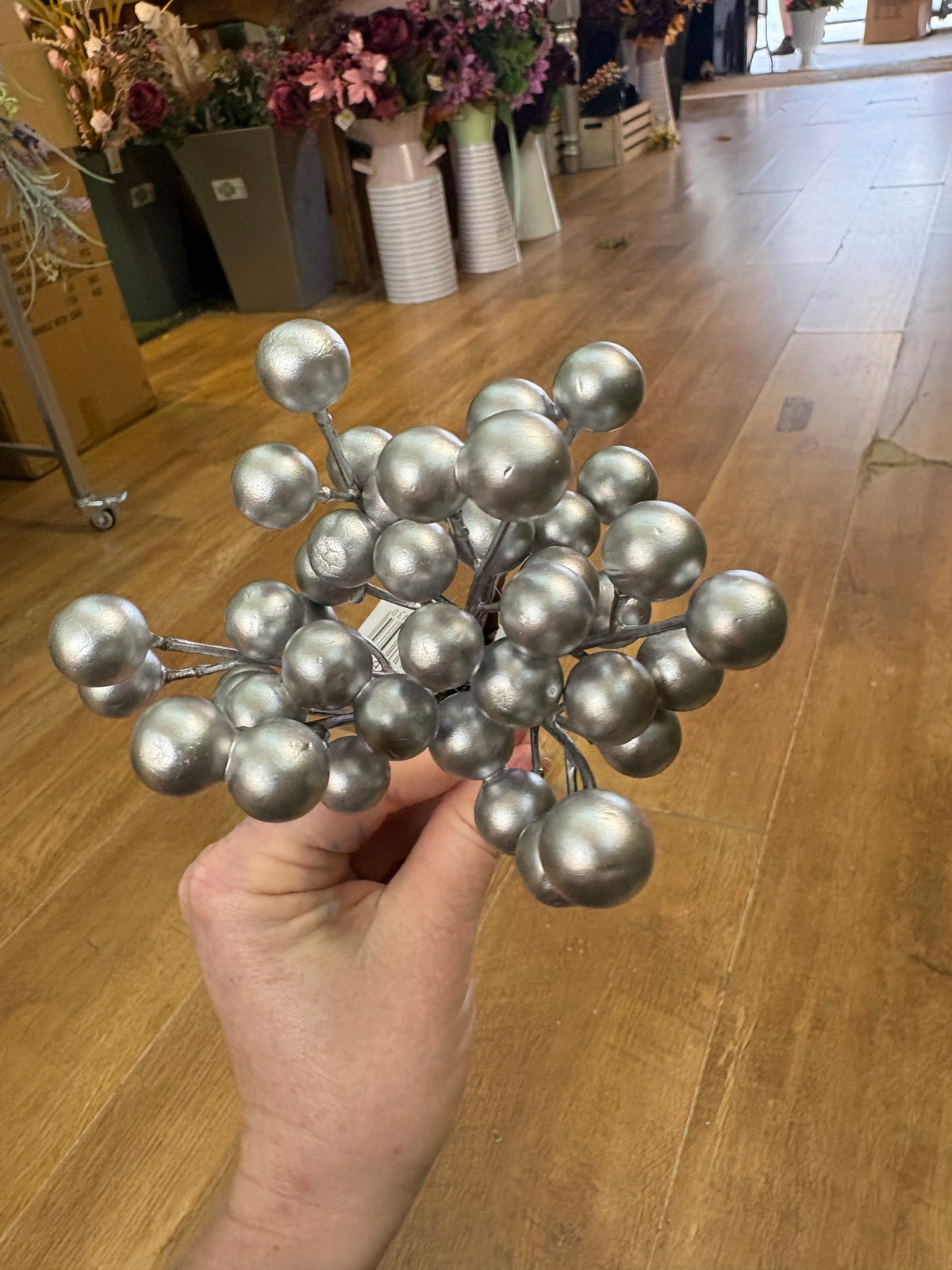 Silver cluster berry pick
