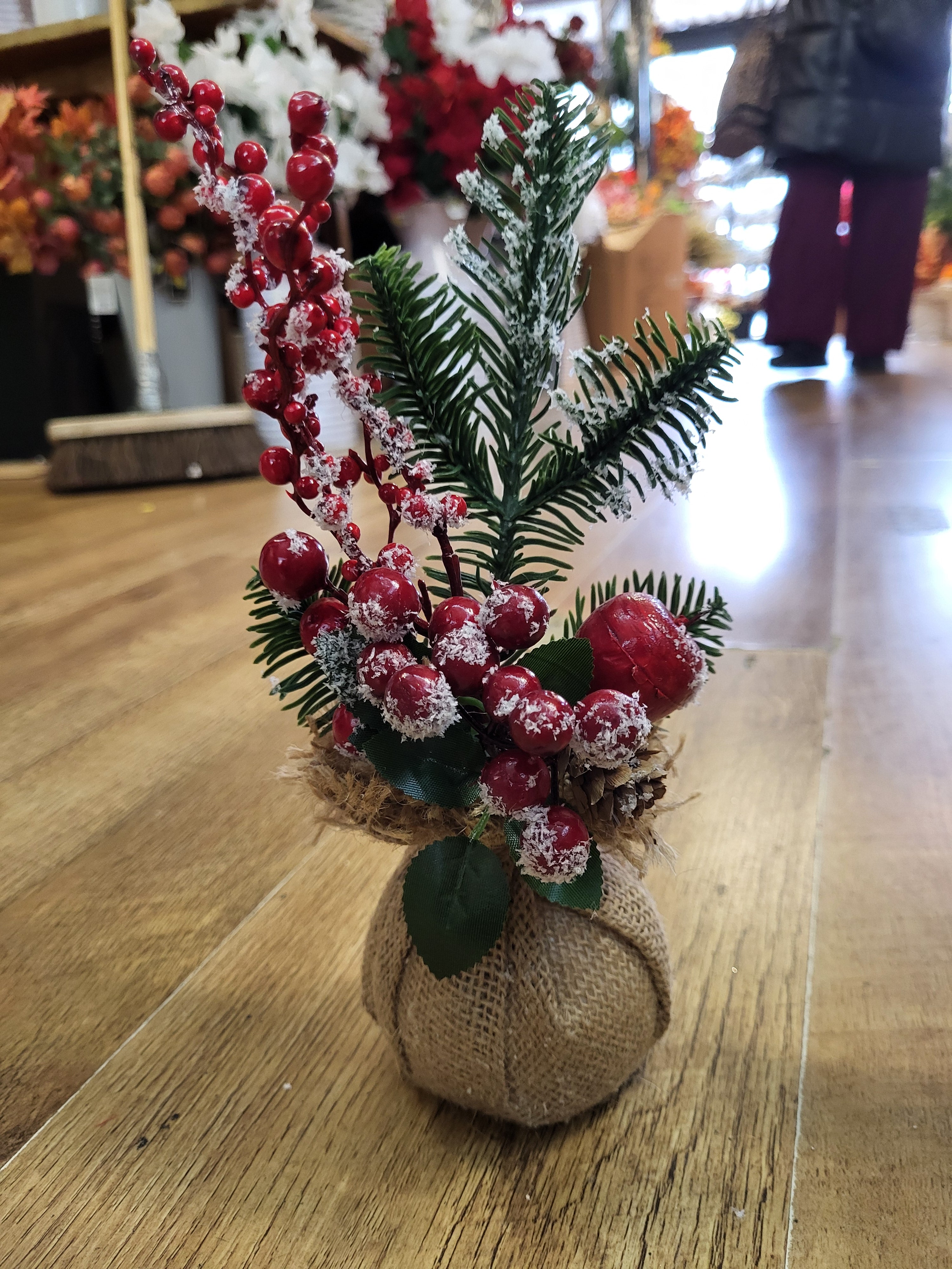 Berries and foliage in burlap - 2 styles available image 1