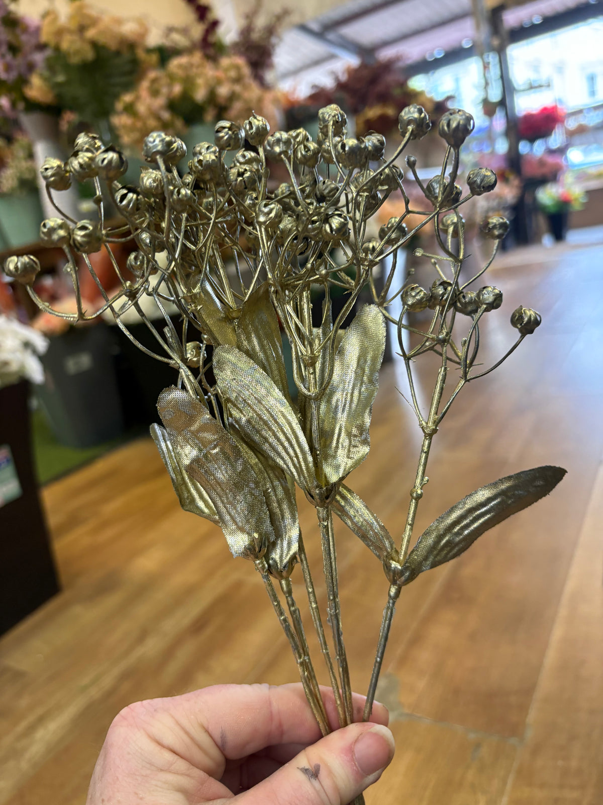 Metallic babies breath bunch - 3 colours available