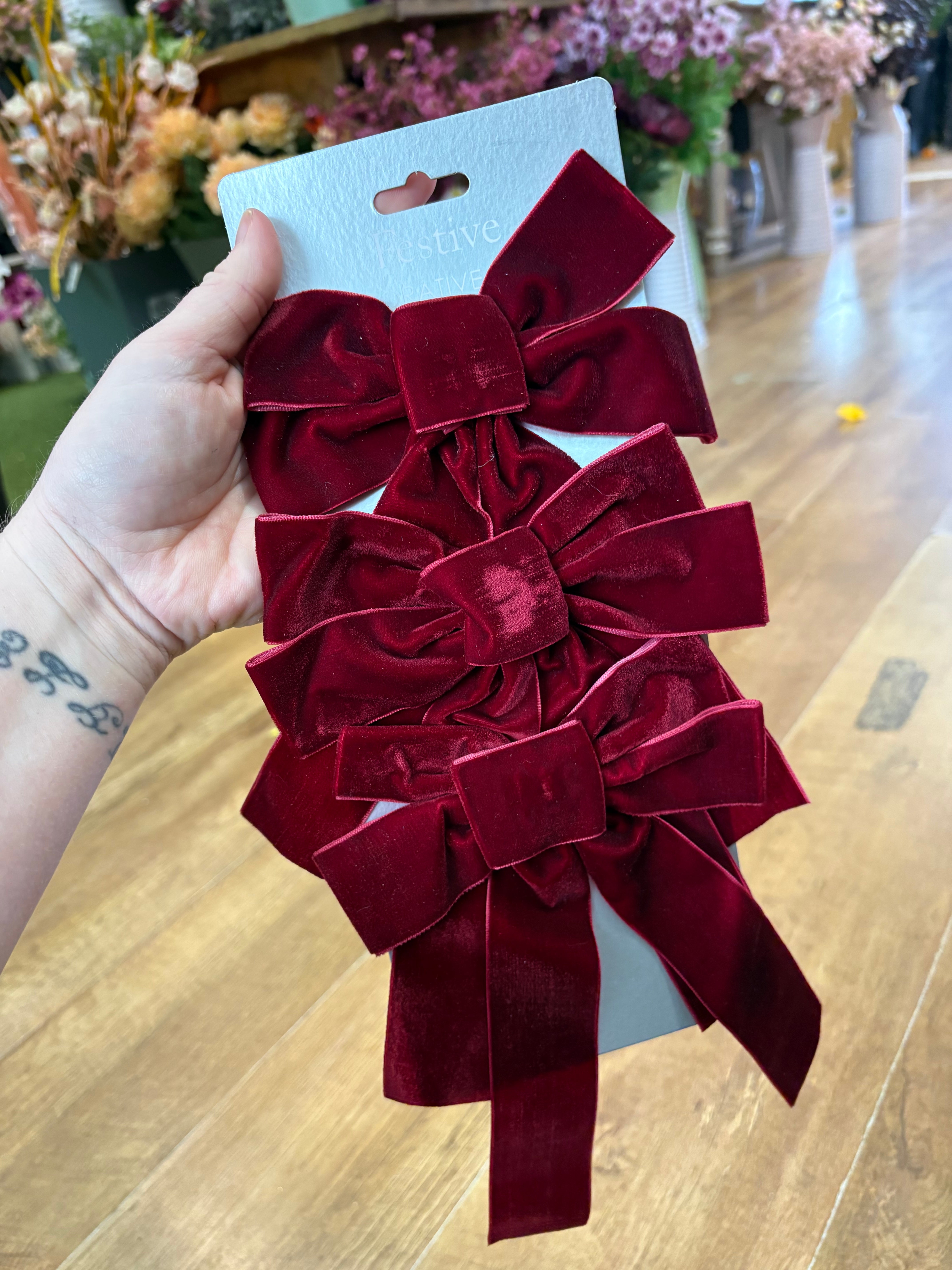 Pack of 3 burgundy velvet tie on bows