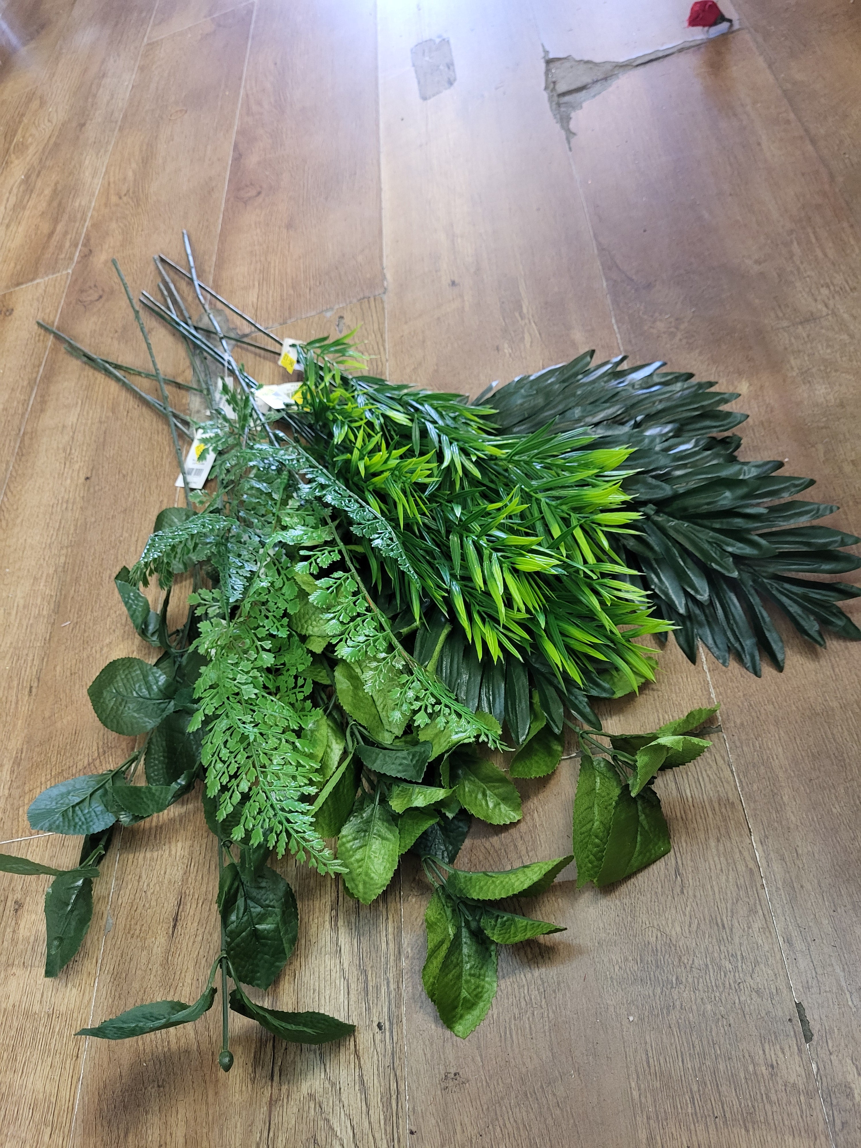 Long stem greenery bundles - 10 new mixture of stems image 0