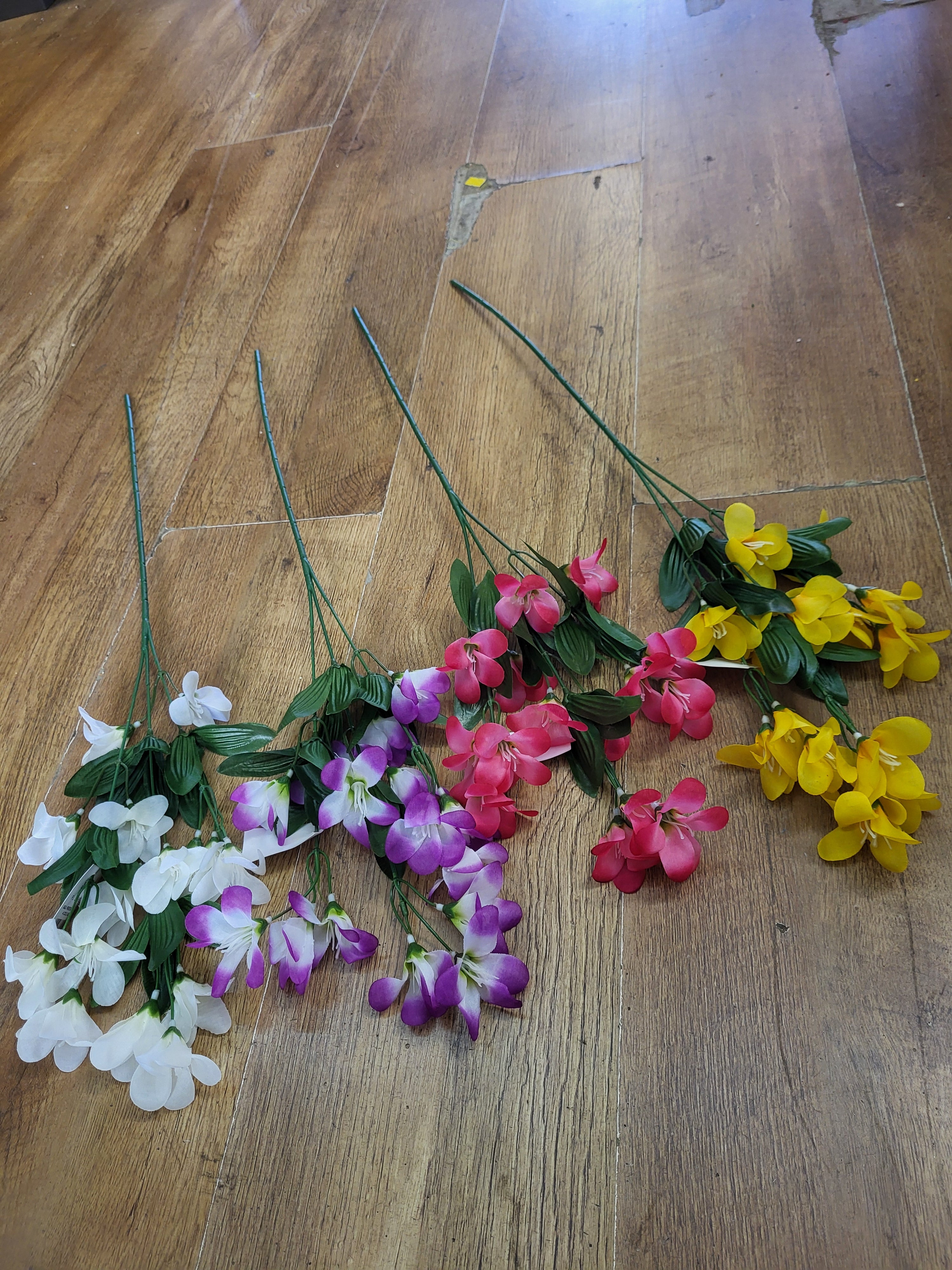 Long stem freesia  - 5 colours available image 1