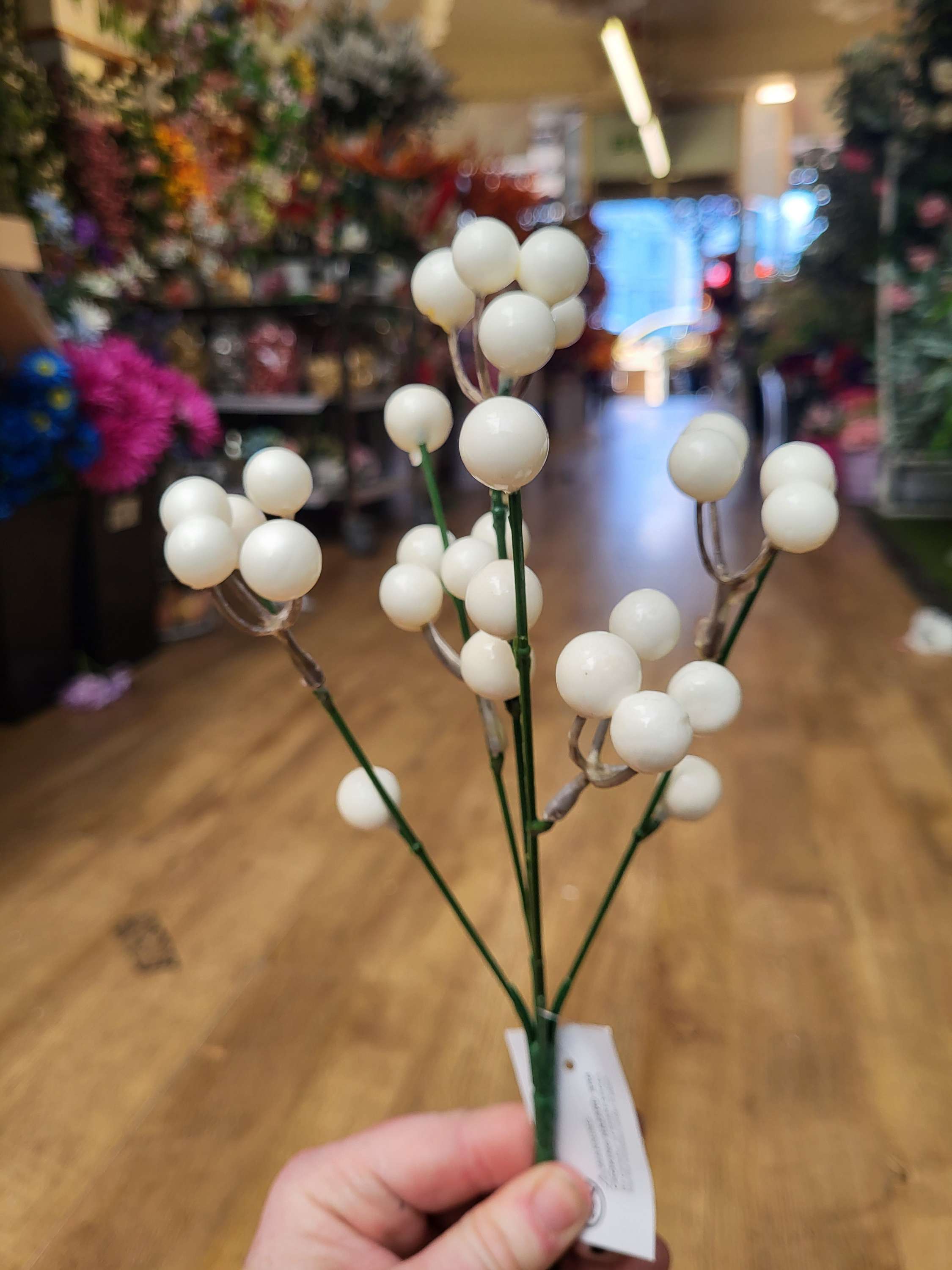 White berry bunch image 2