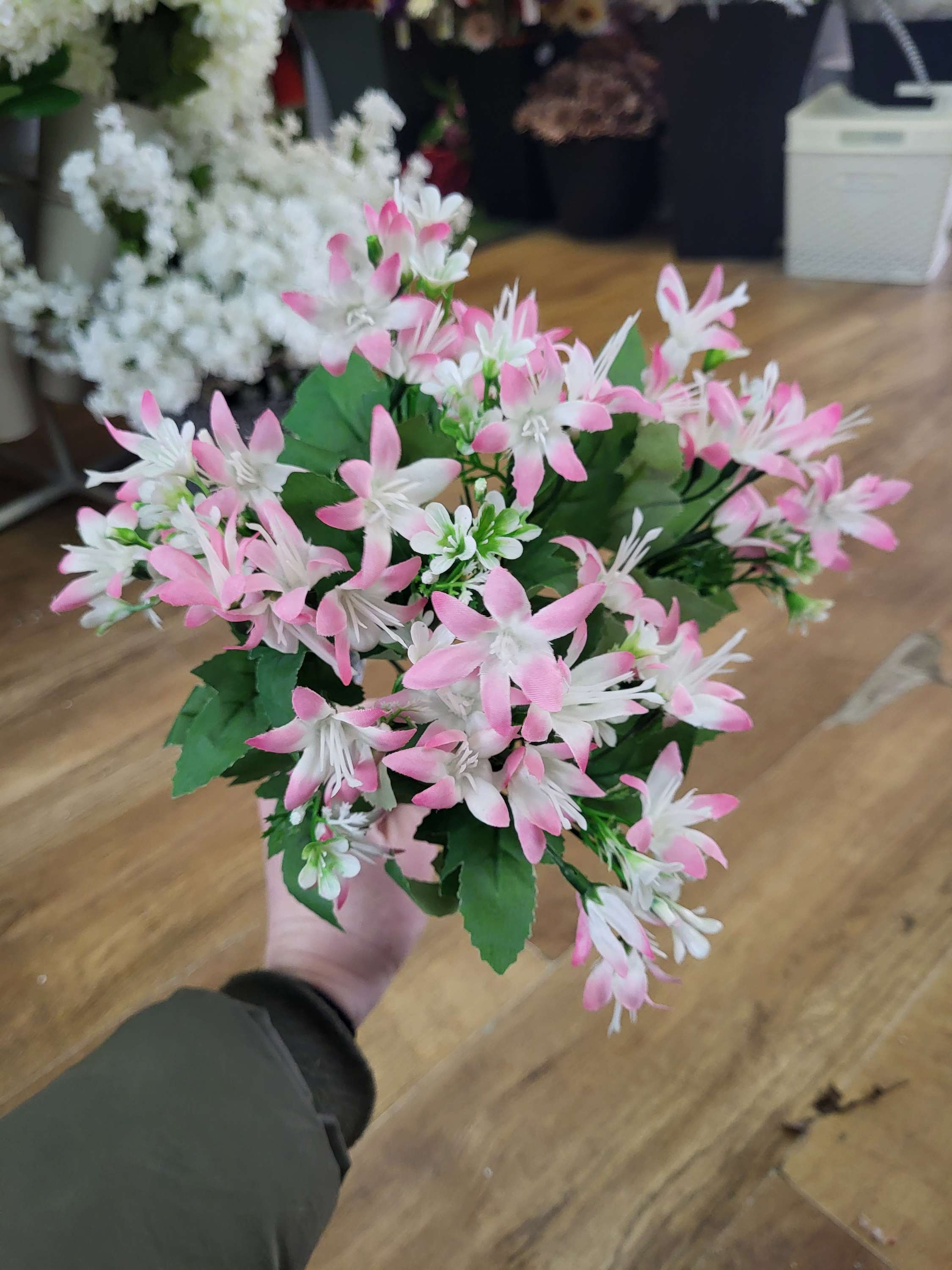 Large star blossom bunch - 4 colours available image 3