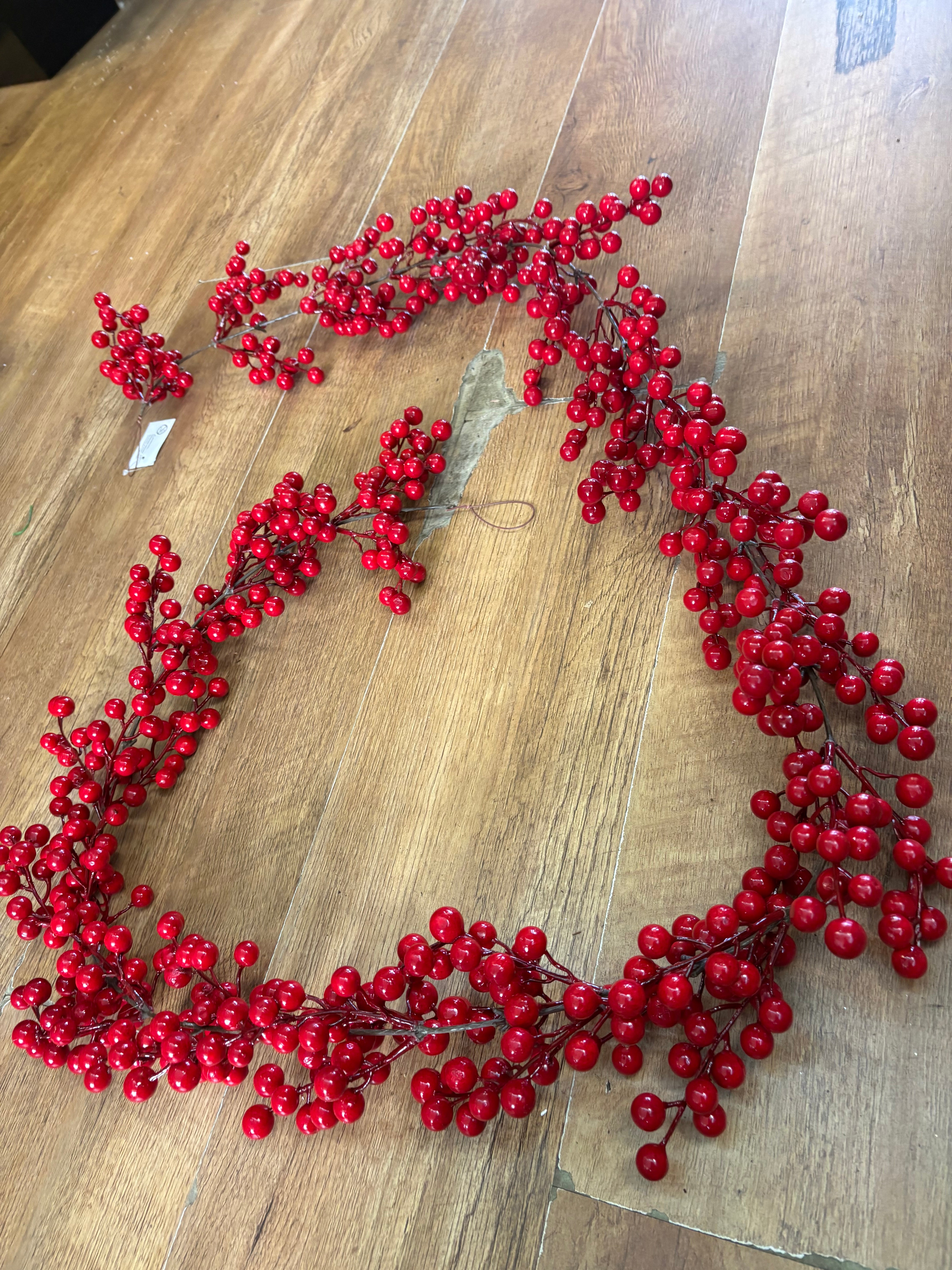 180cm Glossy red berry garland
