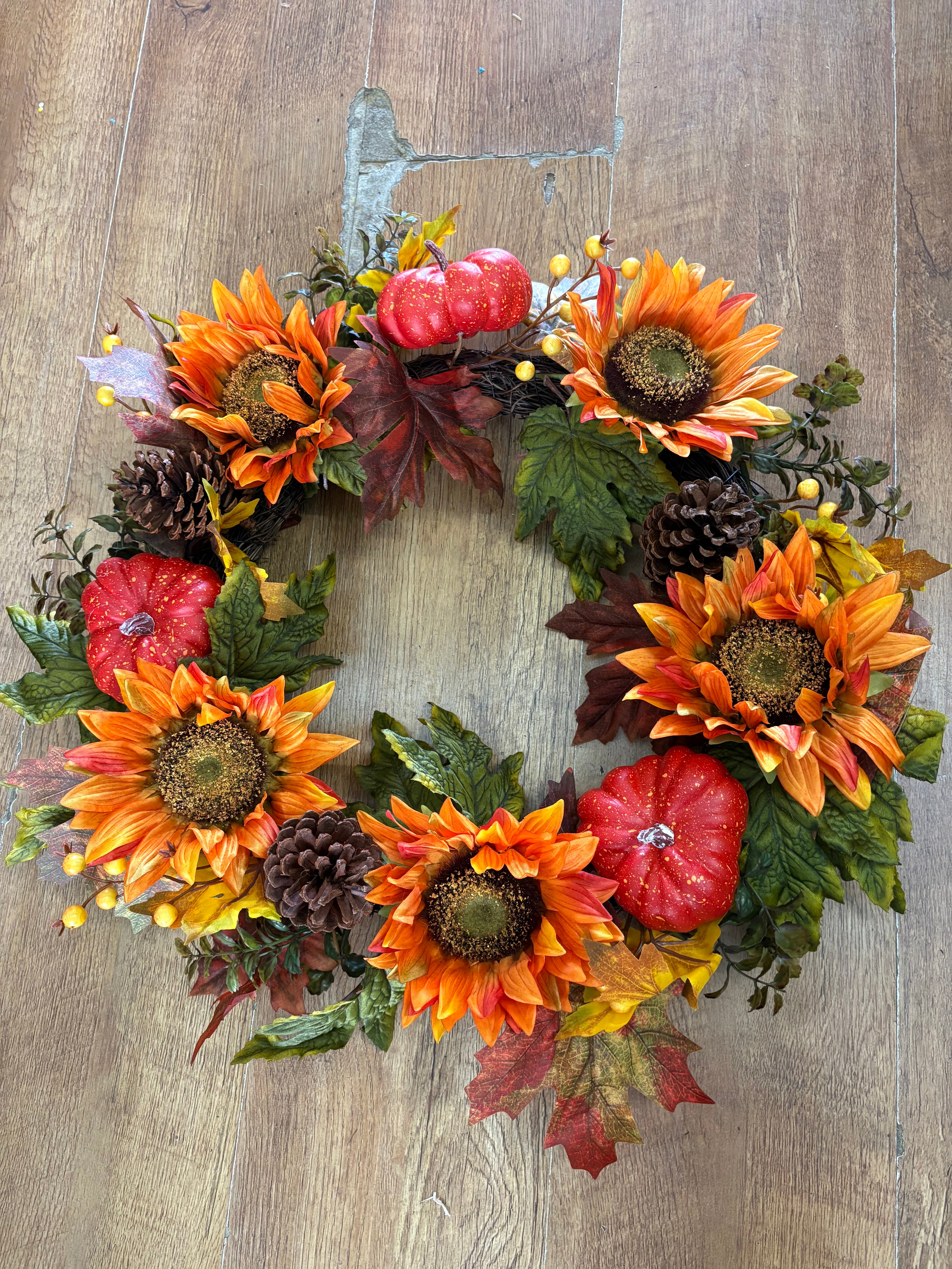 45cm Deluxe Autumnal Sunflower and pumpkin wreath