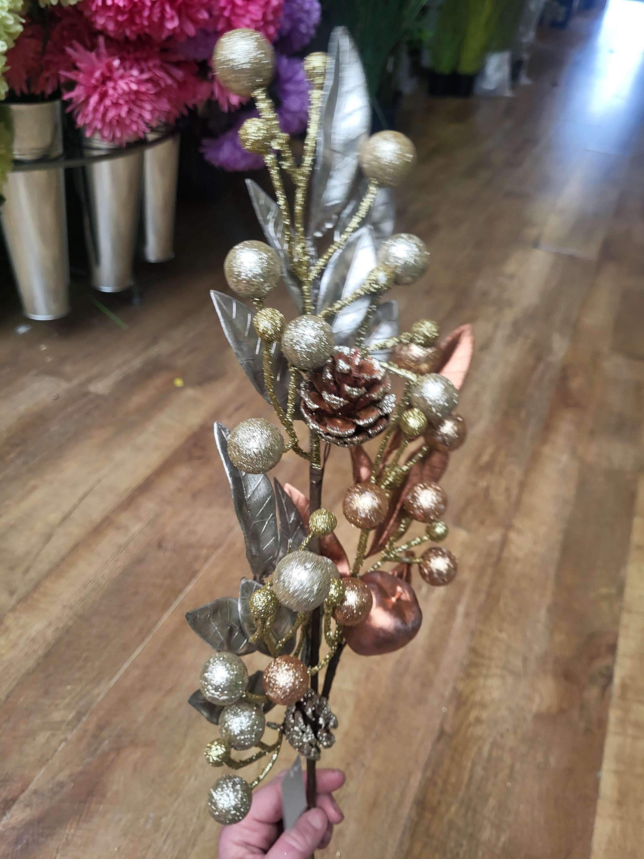 75cm long stem champagne/copper apple and pinecone stem image 7