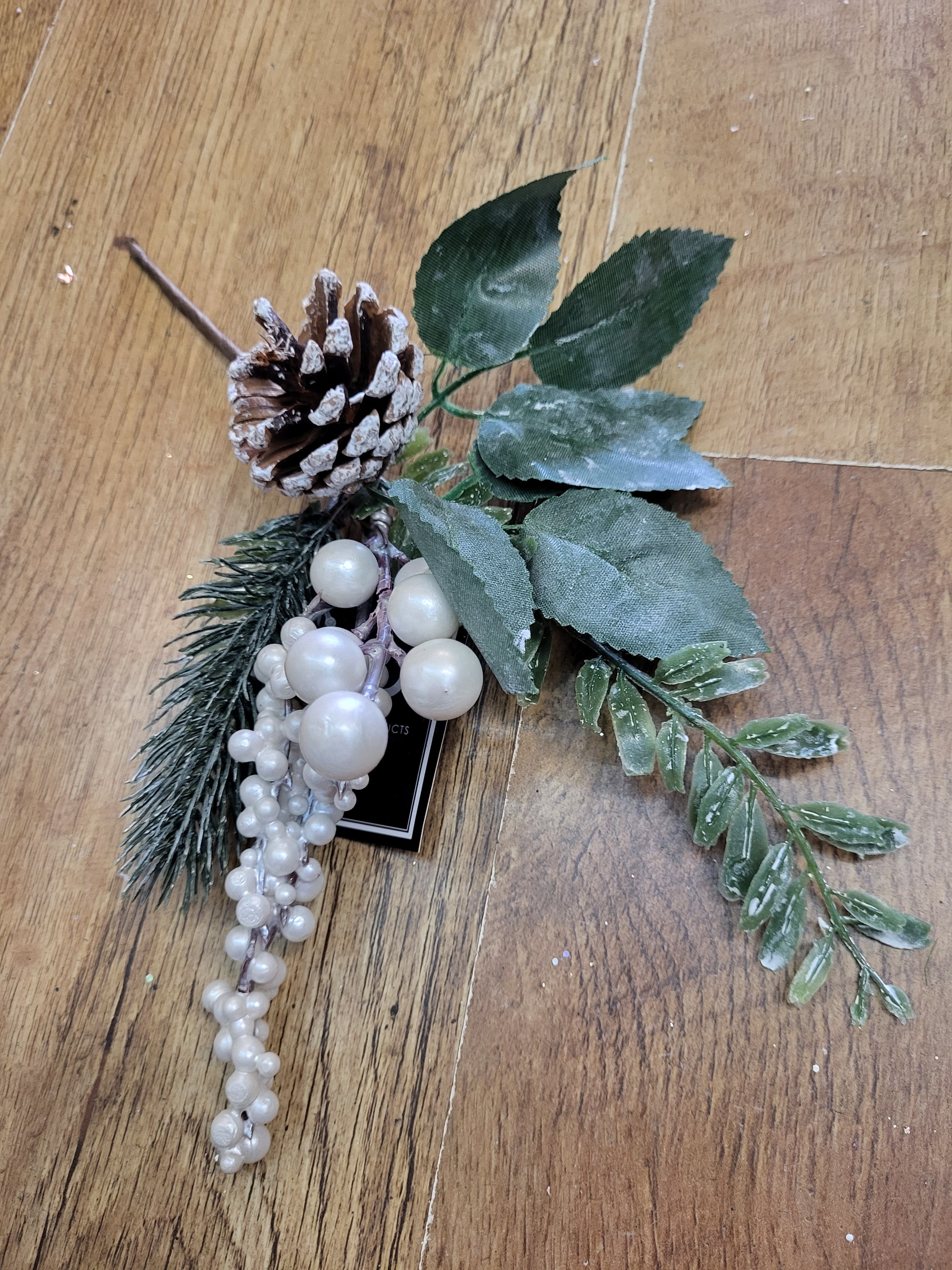 Mixed foliage and pearls pick image 0