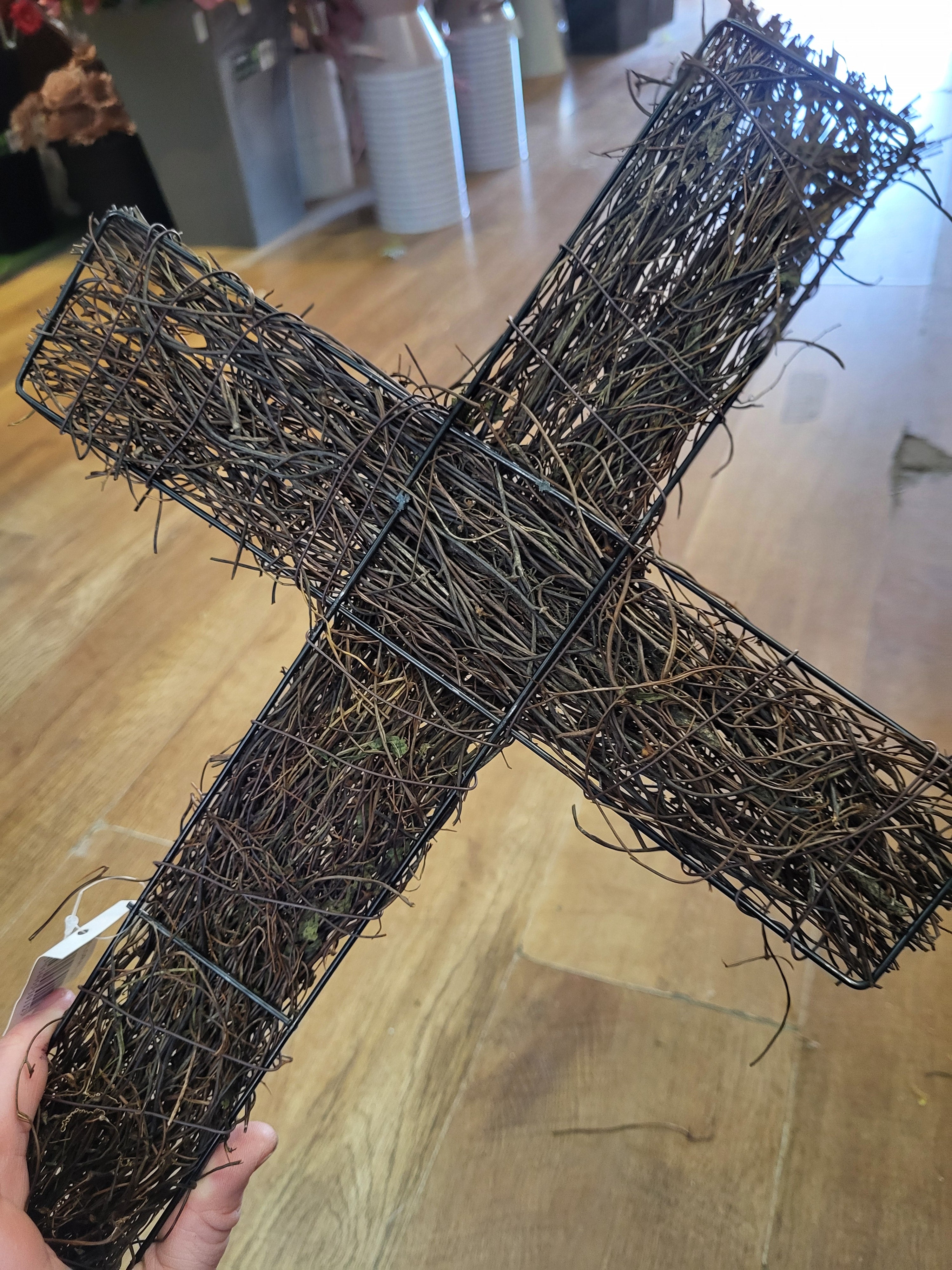 Grapevine cross base - approx 32cm w x 46cm l image 2