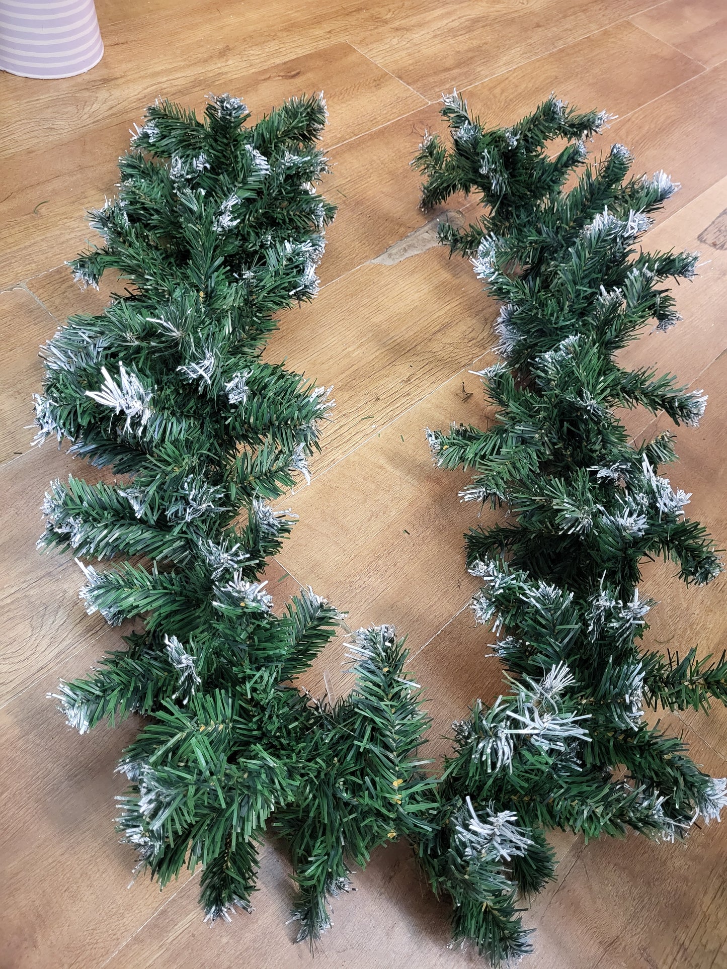6ft frosted thick pine garland image 3
