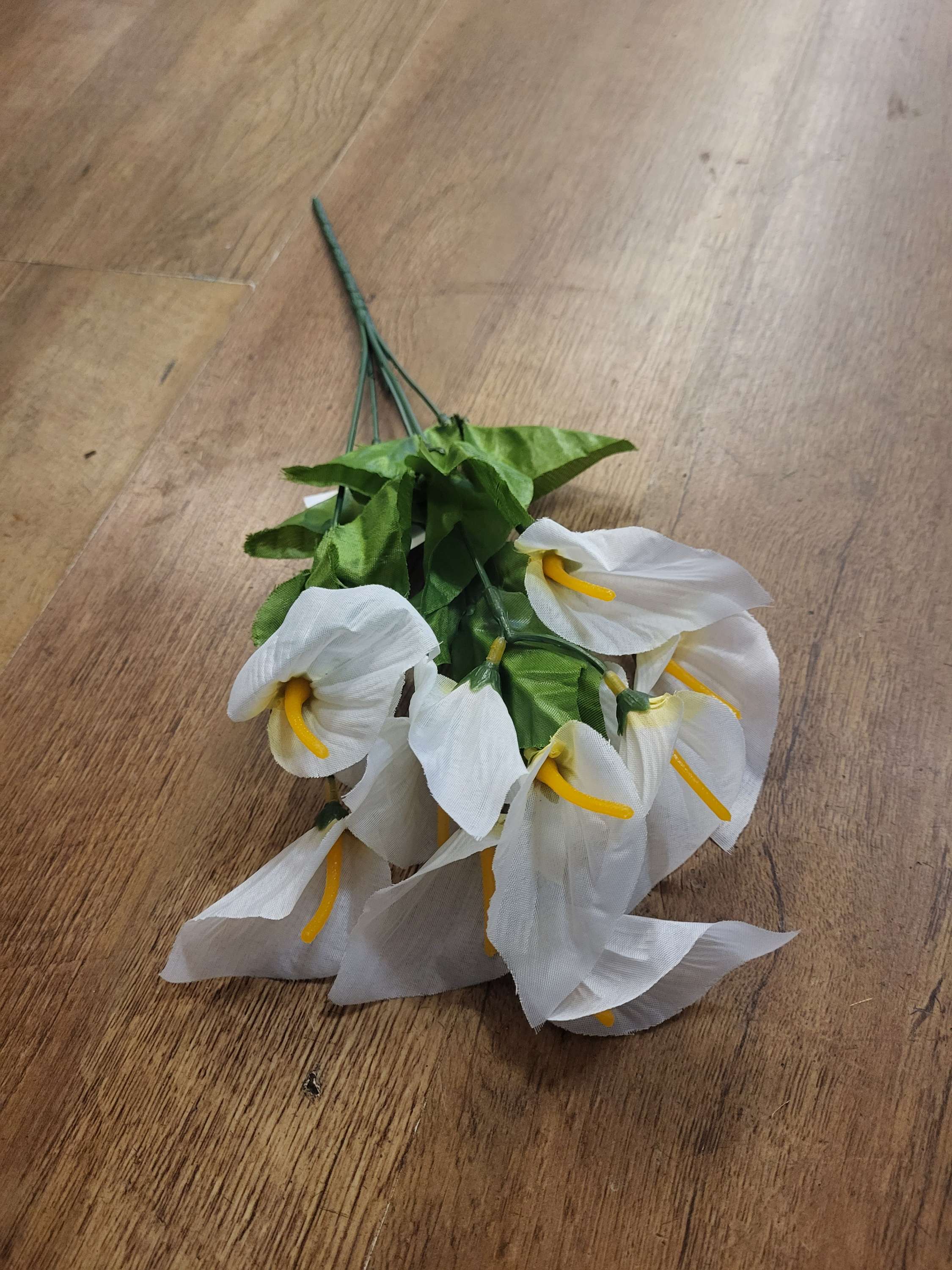 Calla lily - 4 colours image 4