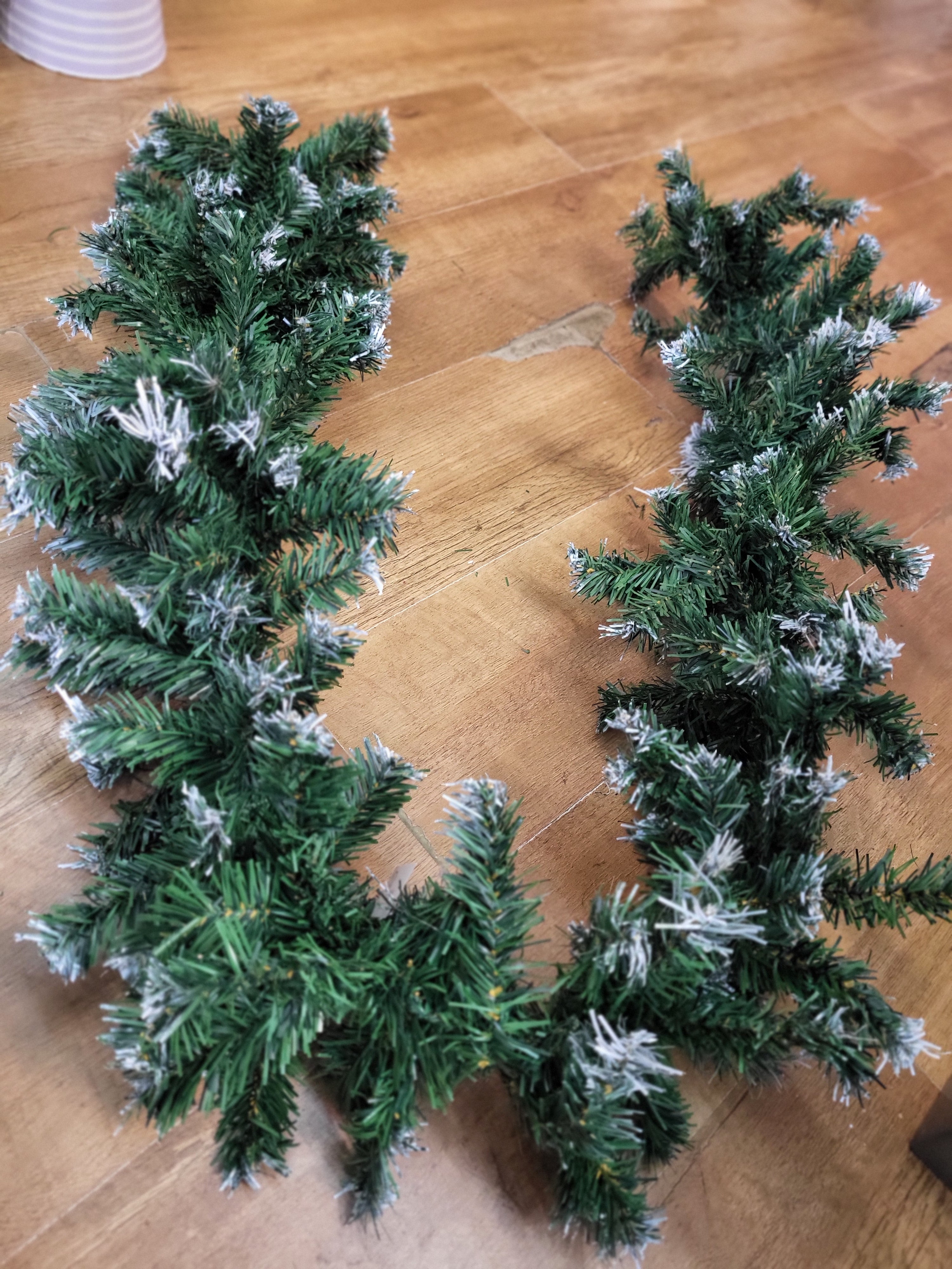 6ft frosted thick pine garland image 2
