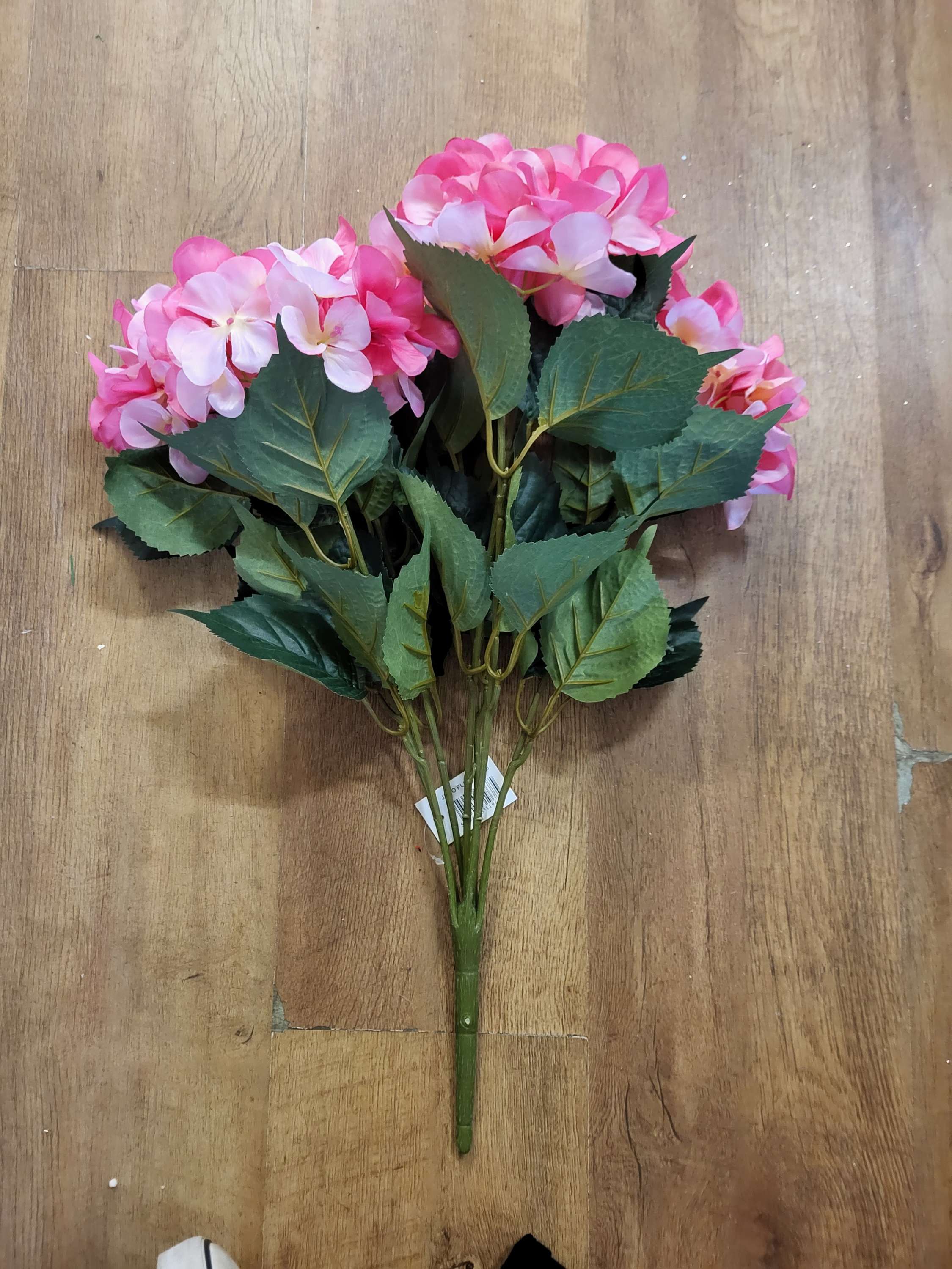 Large mixed pinks hydrangea bouquet  image 3