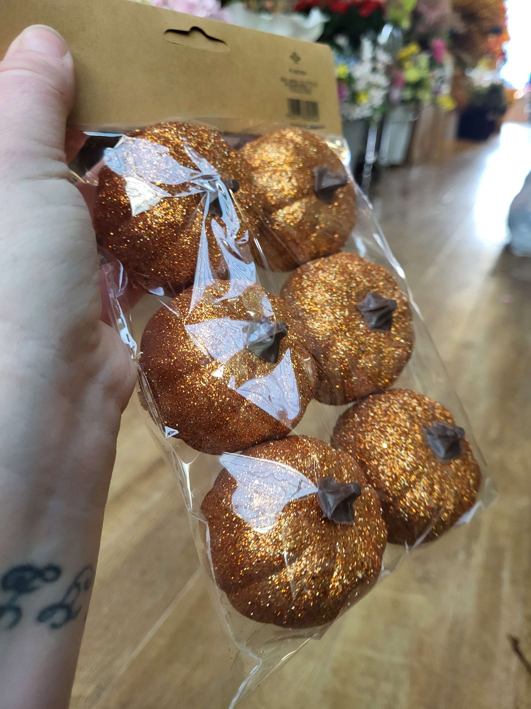 Pack of 6 orange glittered pumpkins image 1