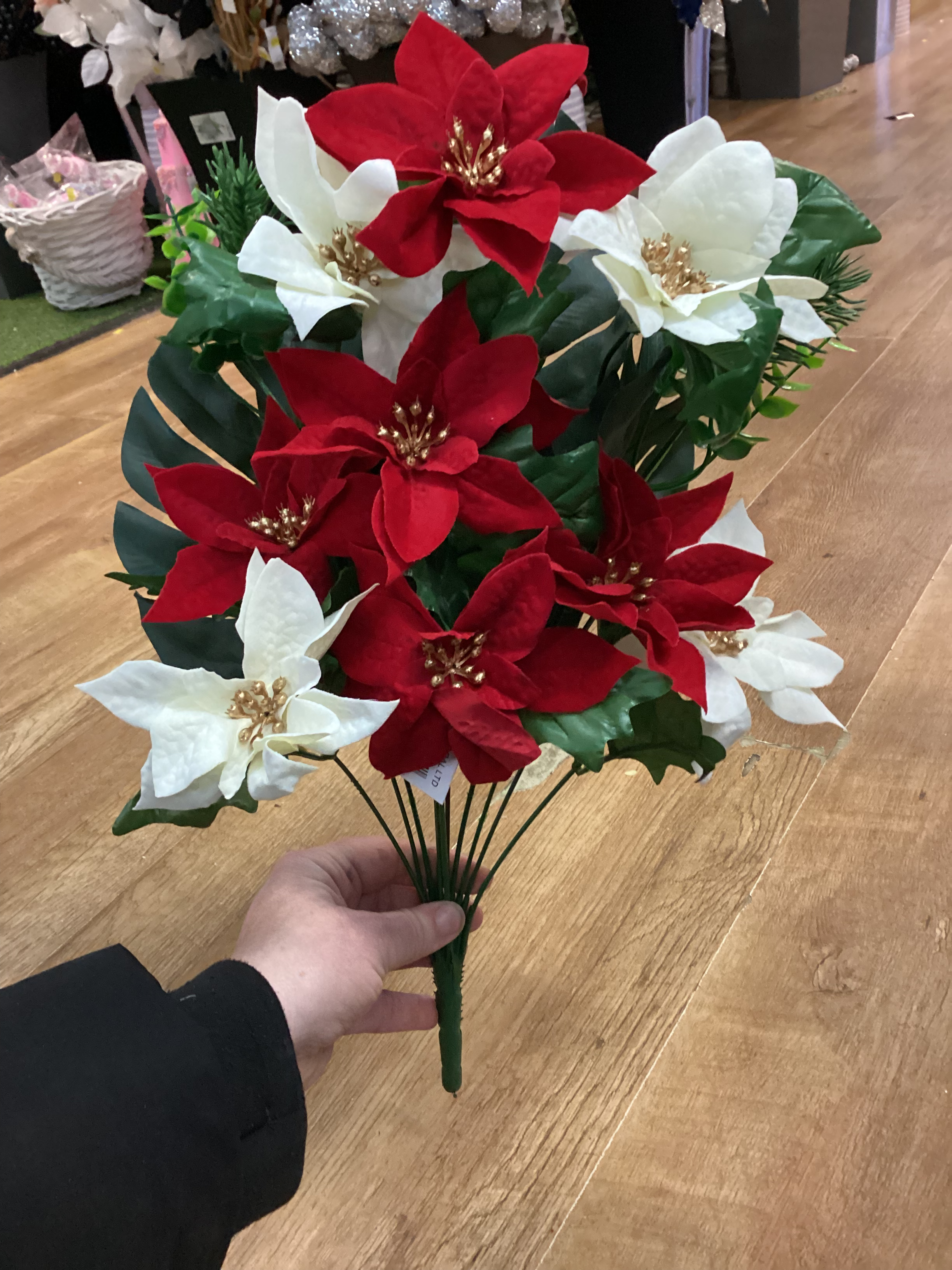 Flat back poinsettia bunch - red and cream image 2