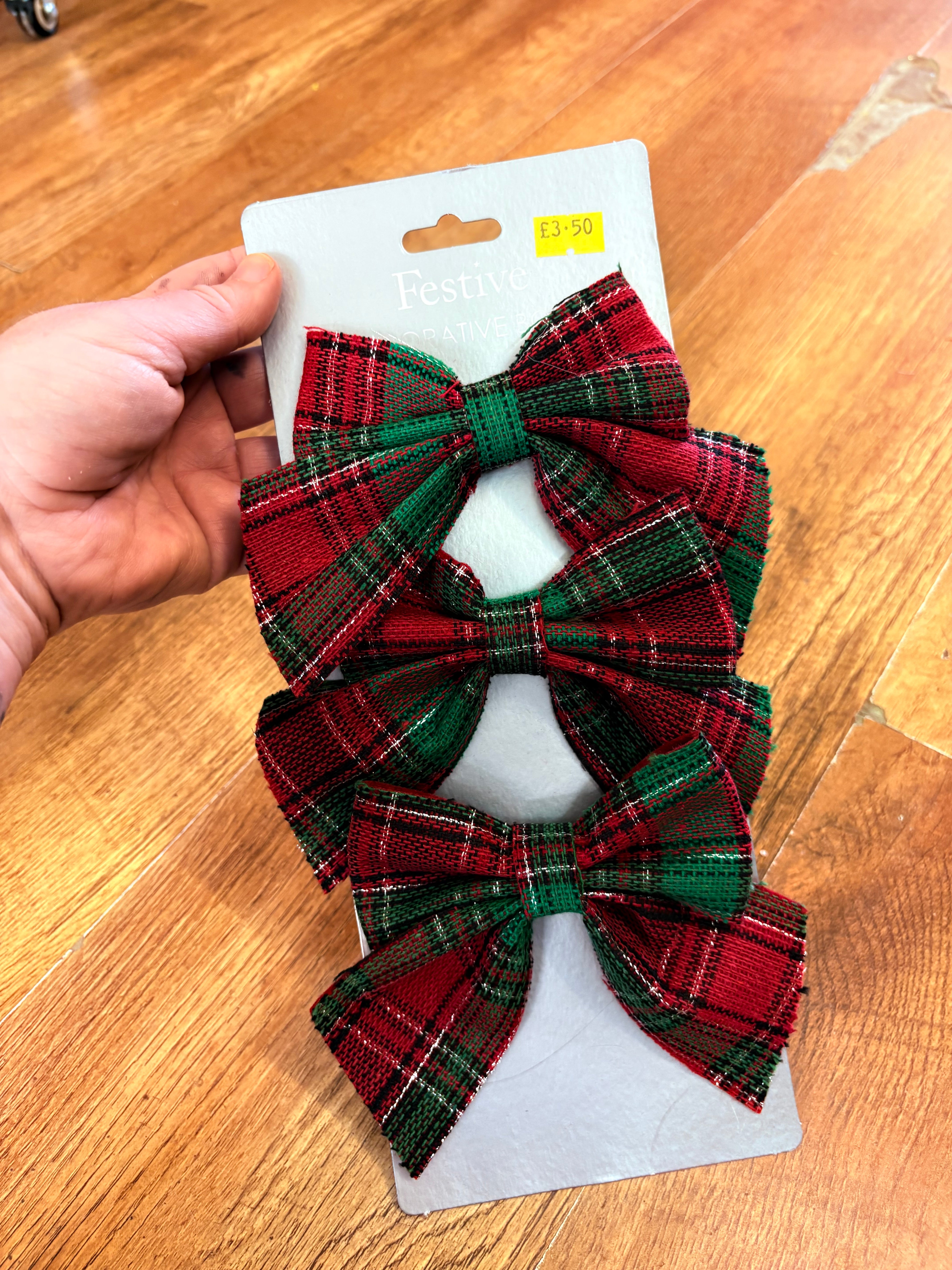 Pack of 3 tie on tartan bows