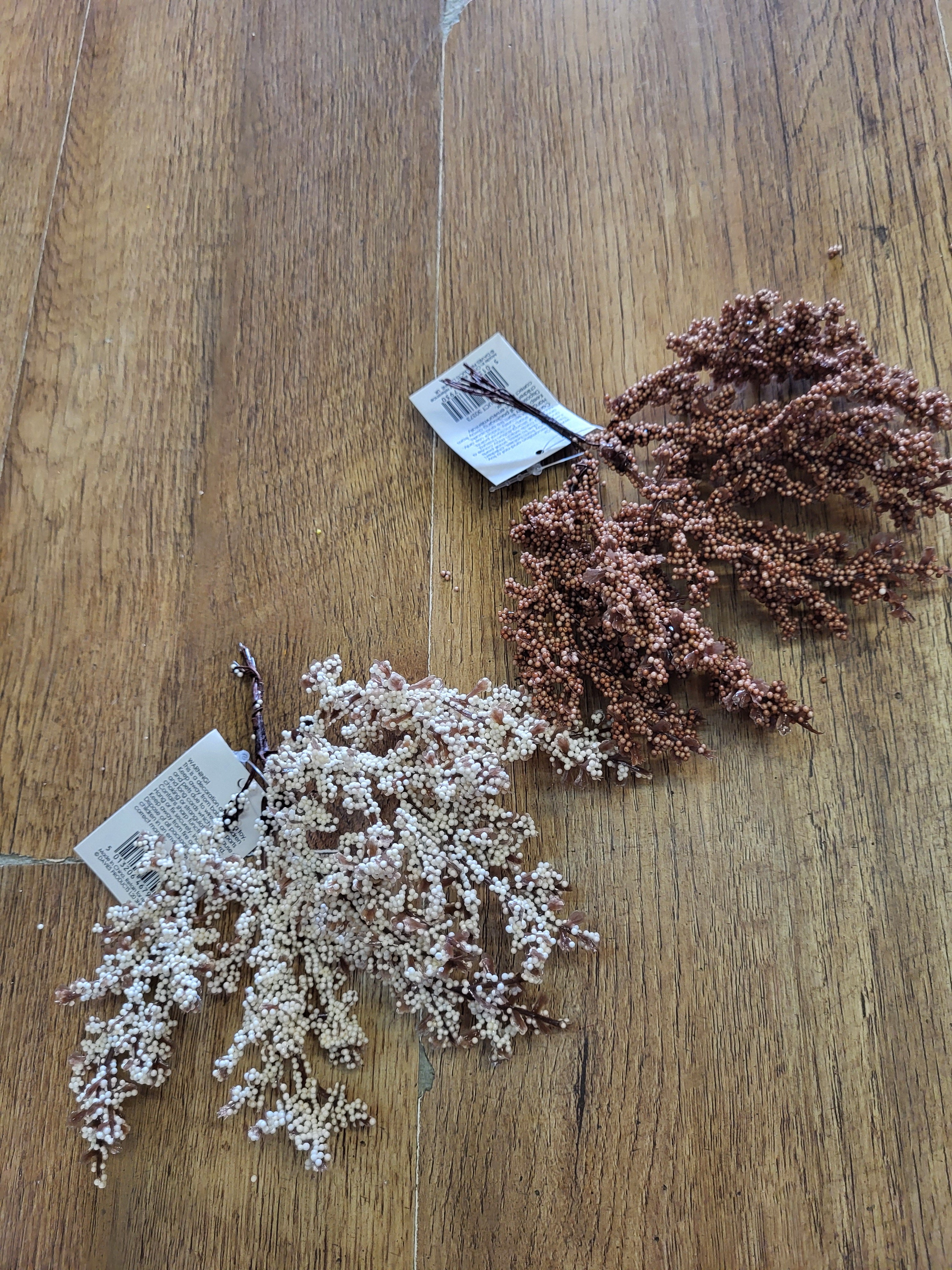 Wired Heather stems (5 wires on each) - 2 colours available image 1