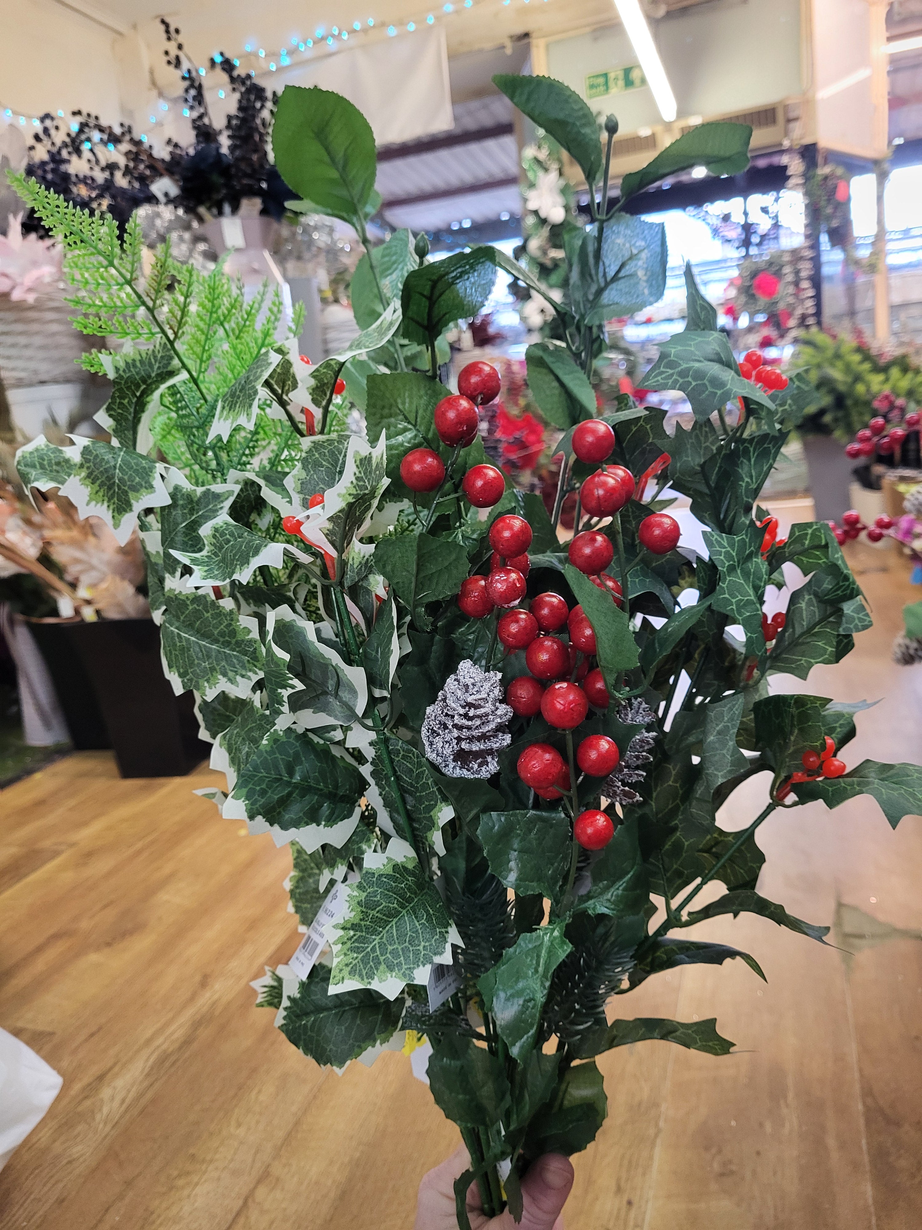 Long stem bundle of 10 - foliage and berries image 1