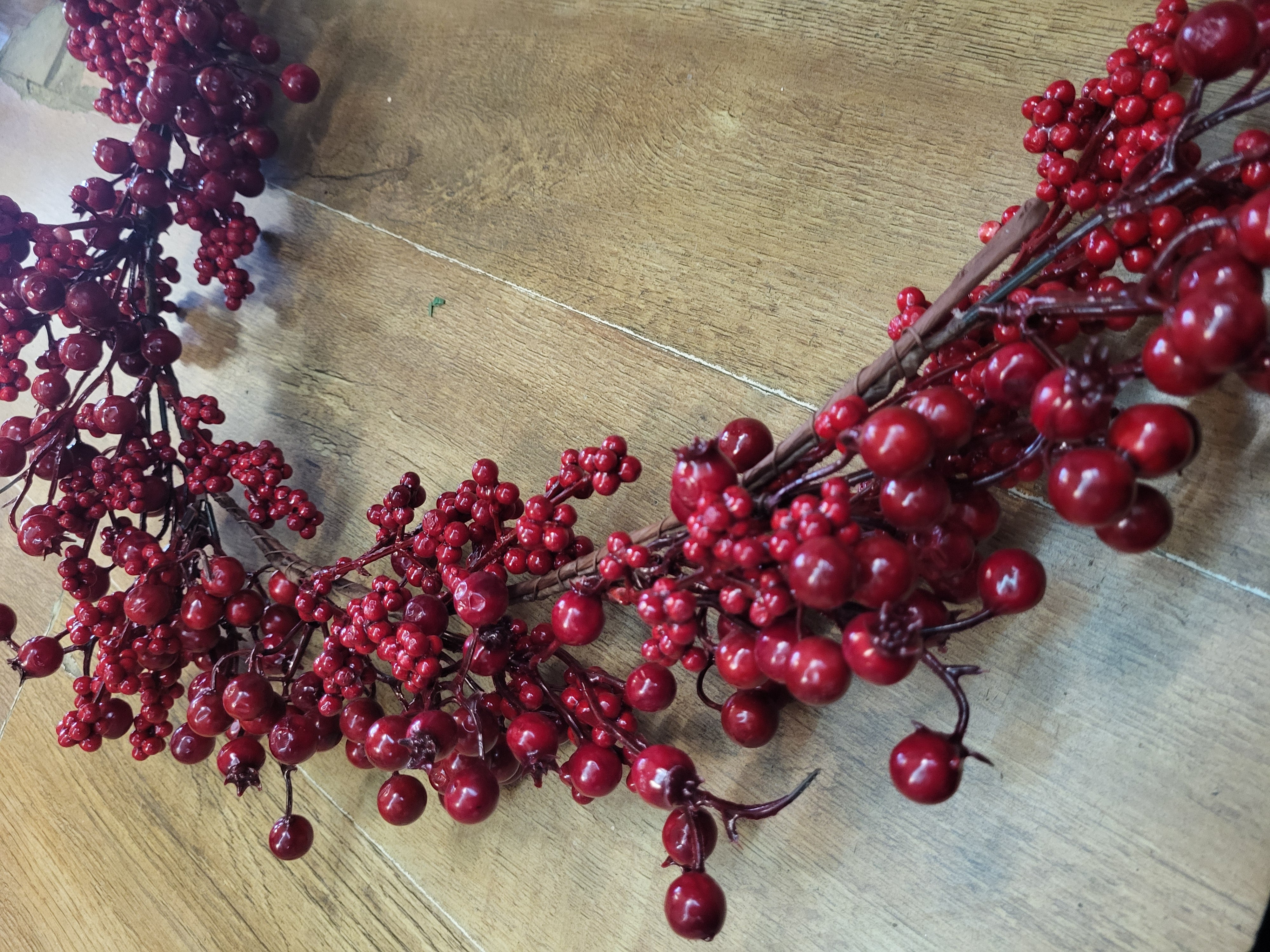 120cm berry, cherry and Rosehip garland image 7