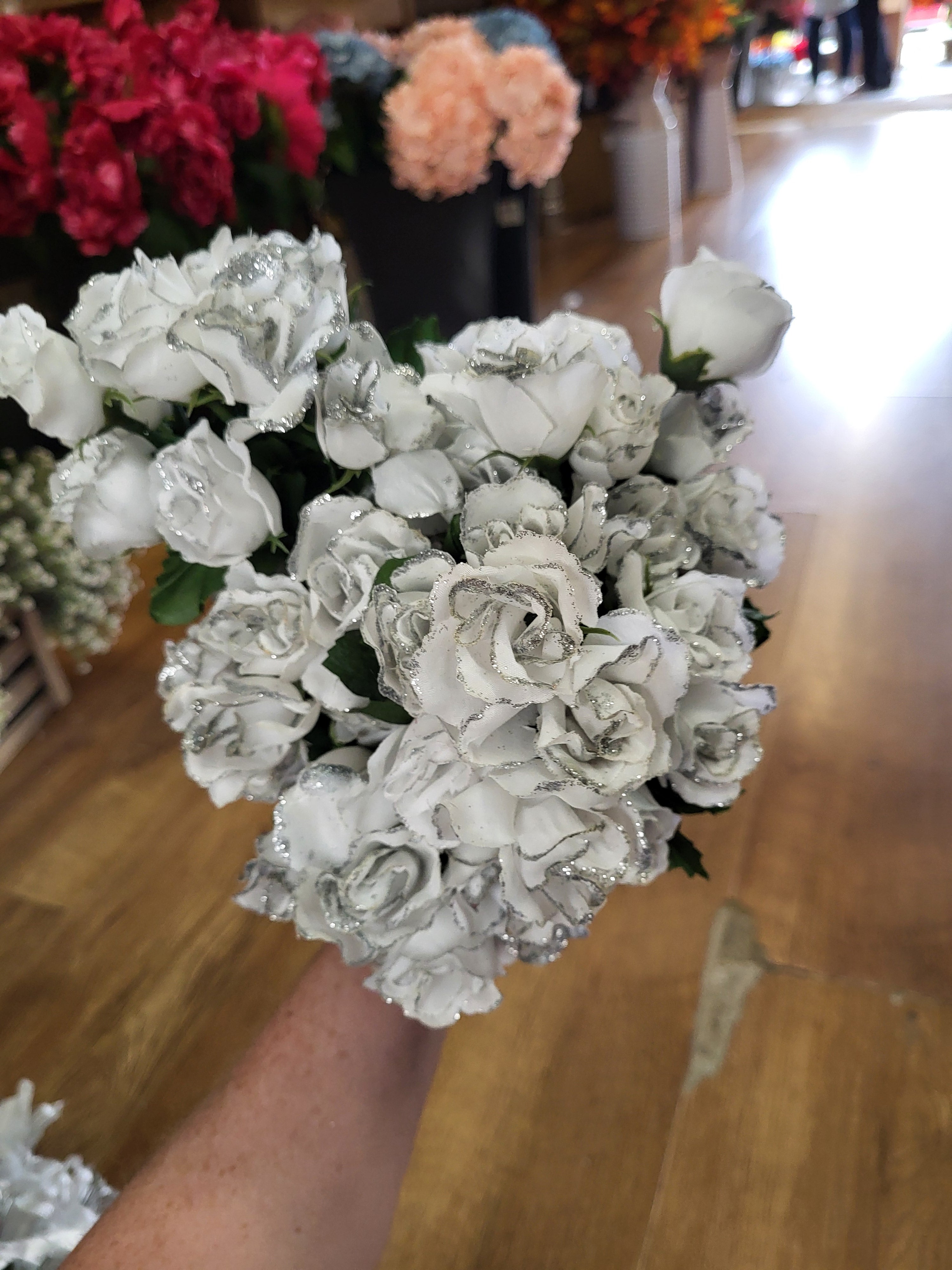 Christmas box 2 - 20 mixed bunches image 8