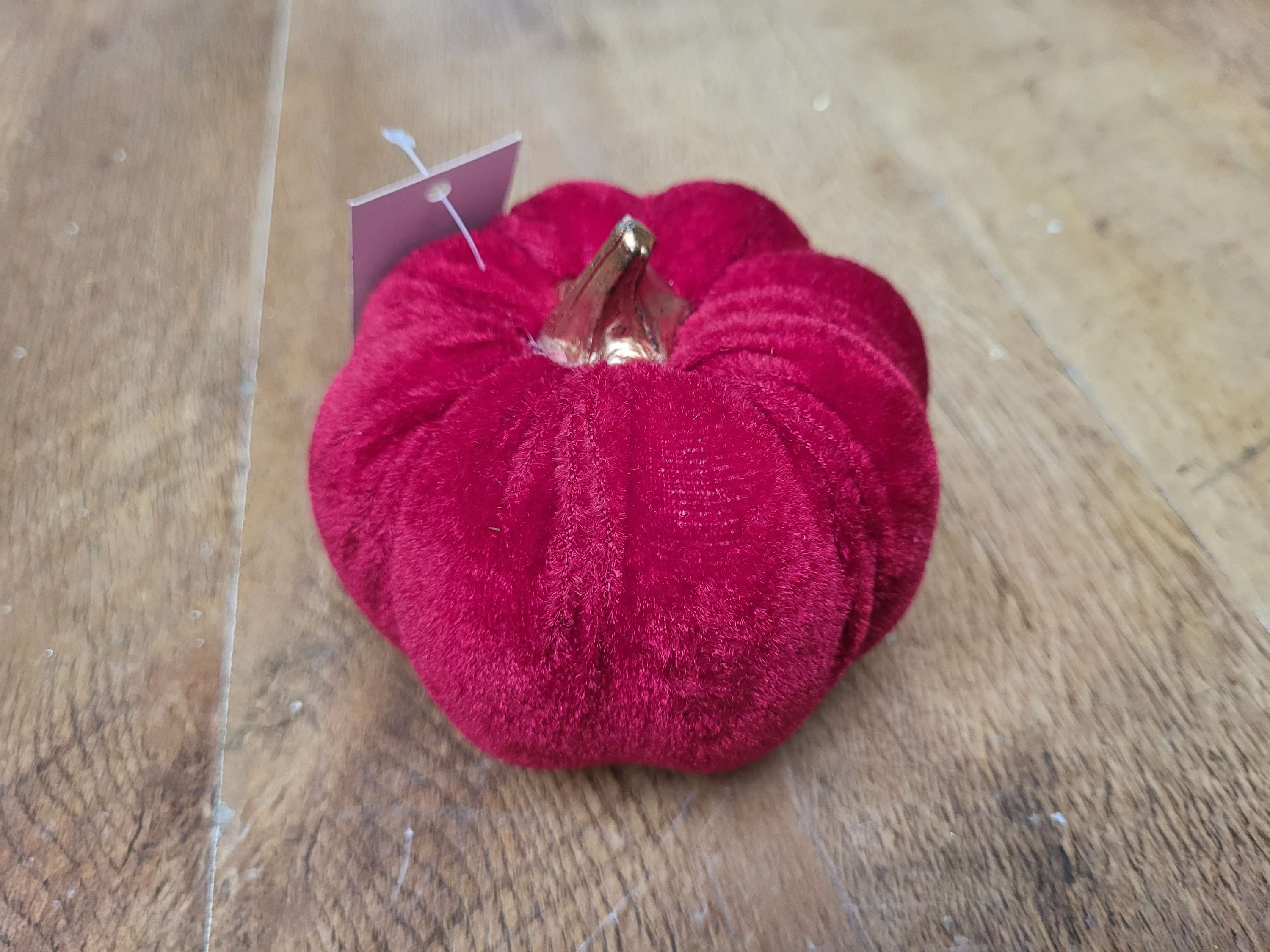 Small 10cm red velvet pumpkin image 1