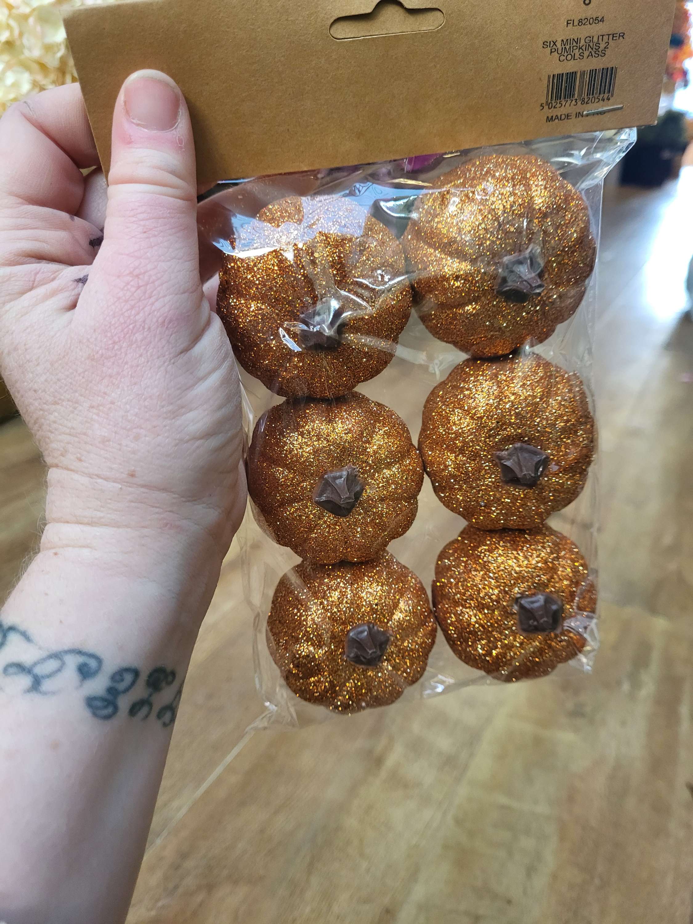Pack of 6 orange glittered pumpkins image 2