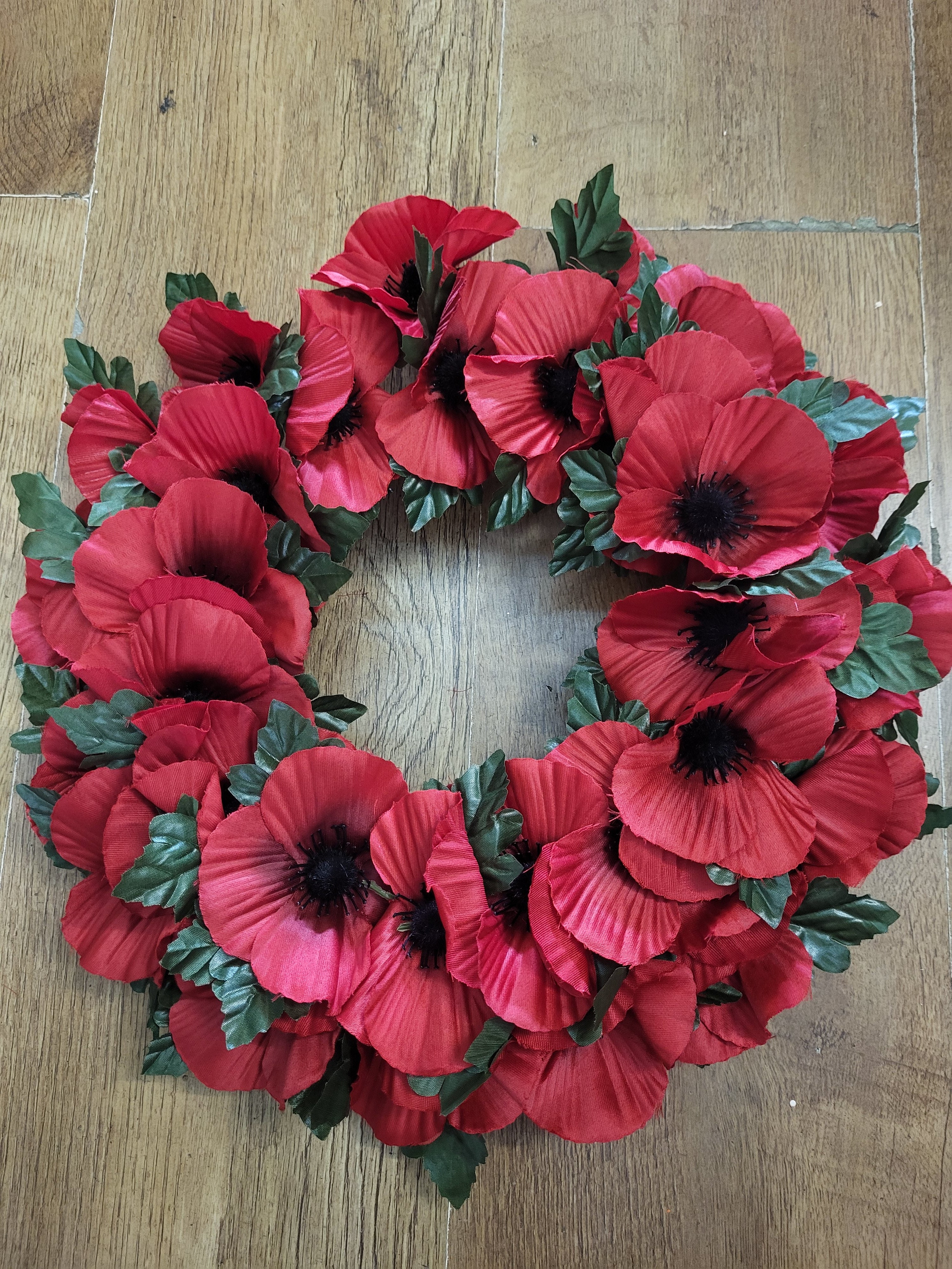 14" poppy wreath image 0