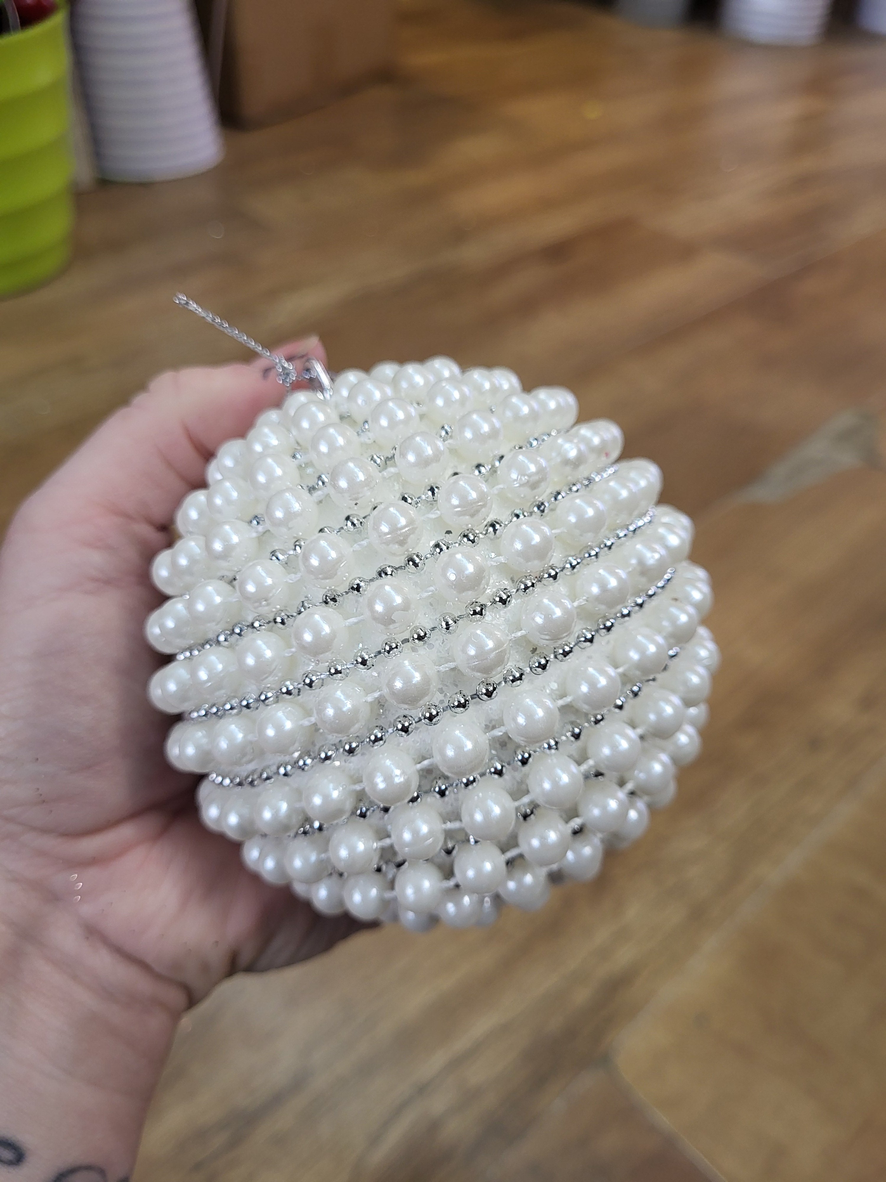 10cm pearl bauble image 3