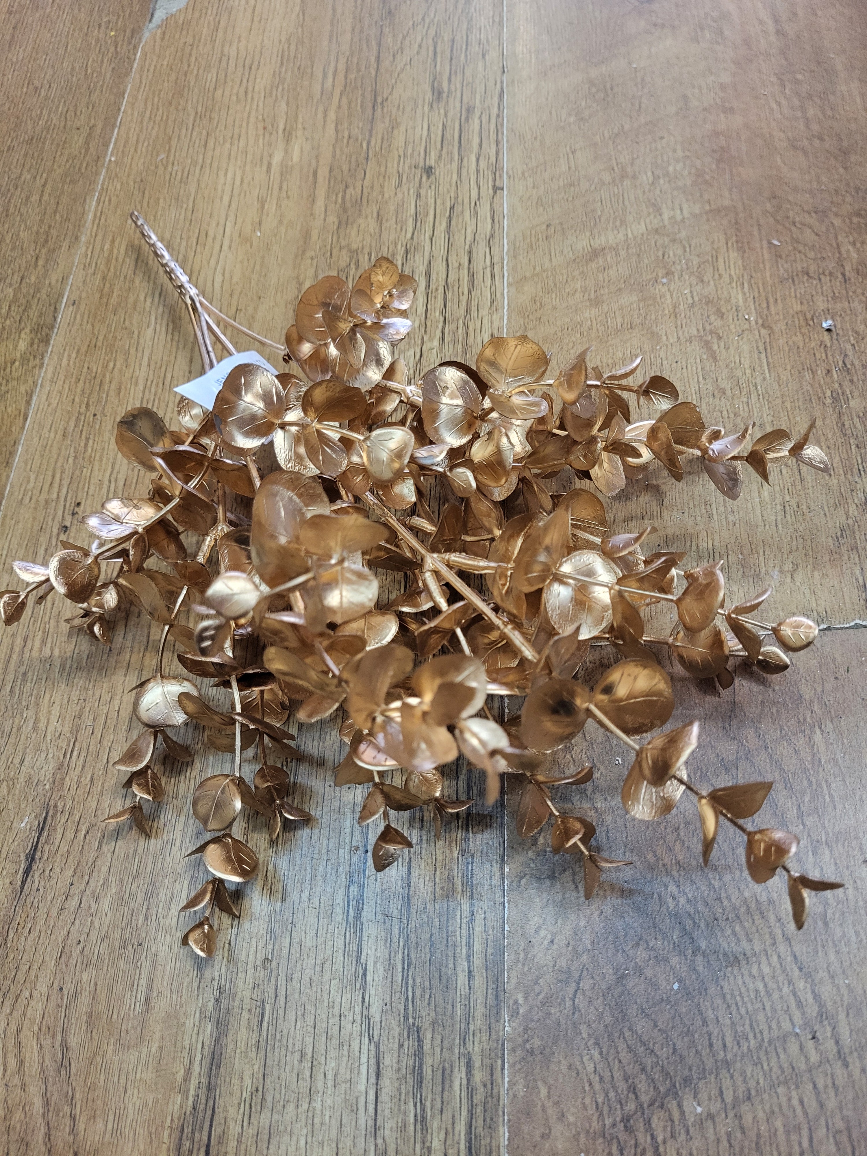 Metallic eucalyptus bunch  - 2 colours available image 4