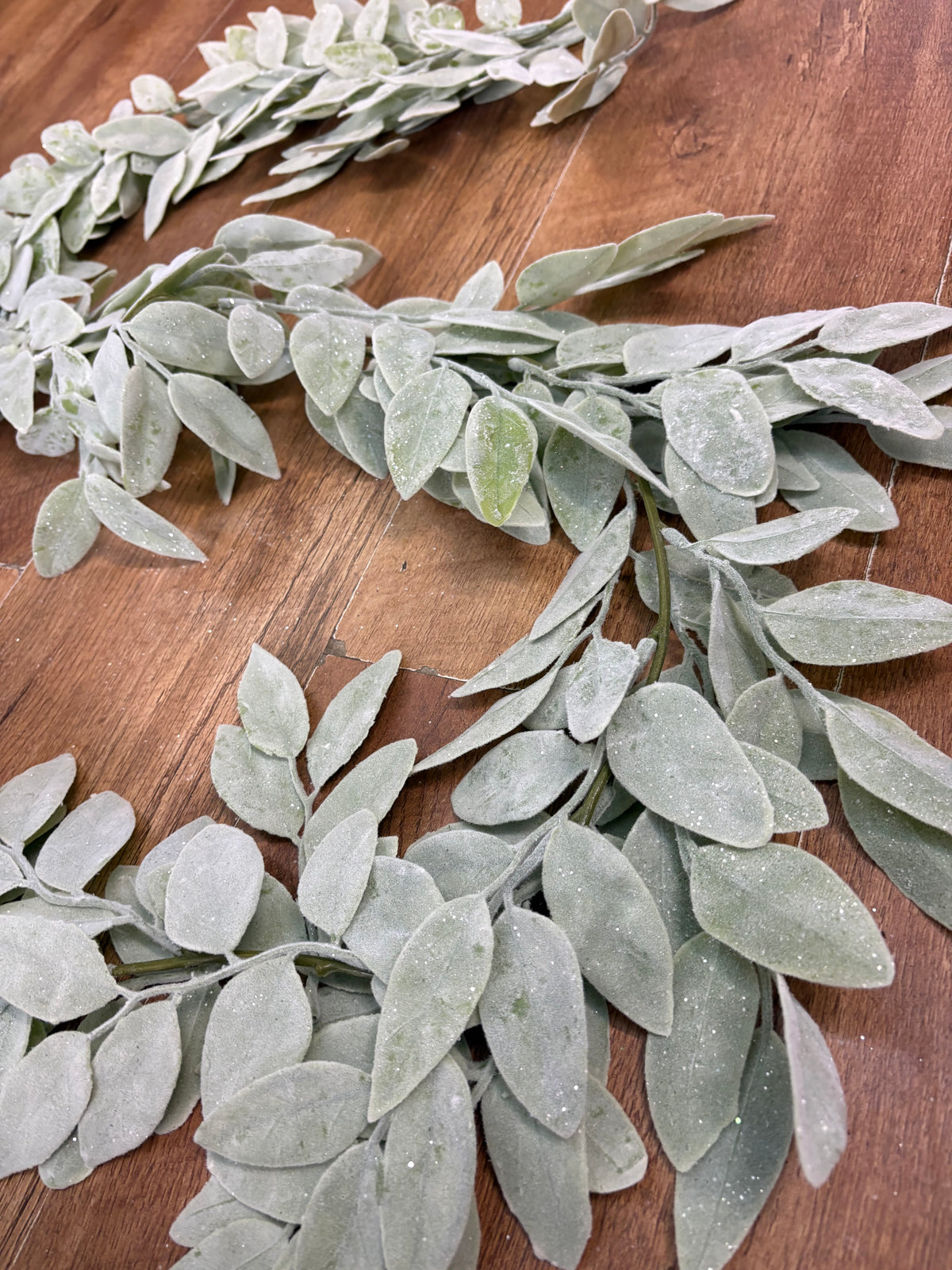 180cm flocked and slightly sparkled sage leaf garland