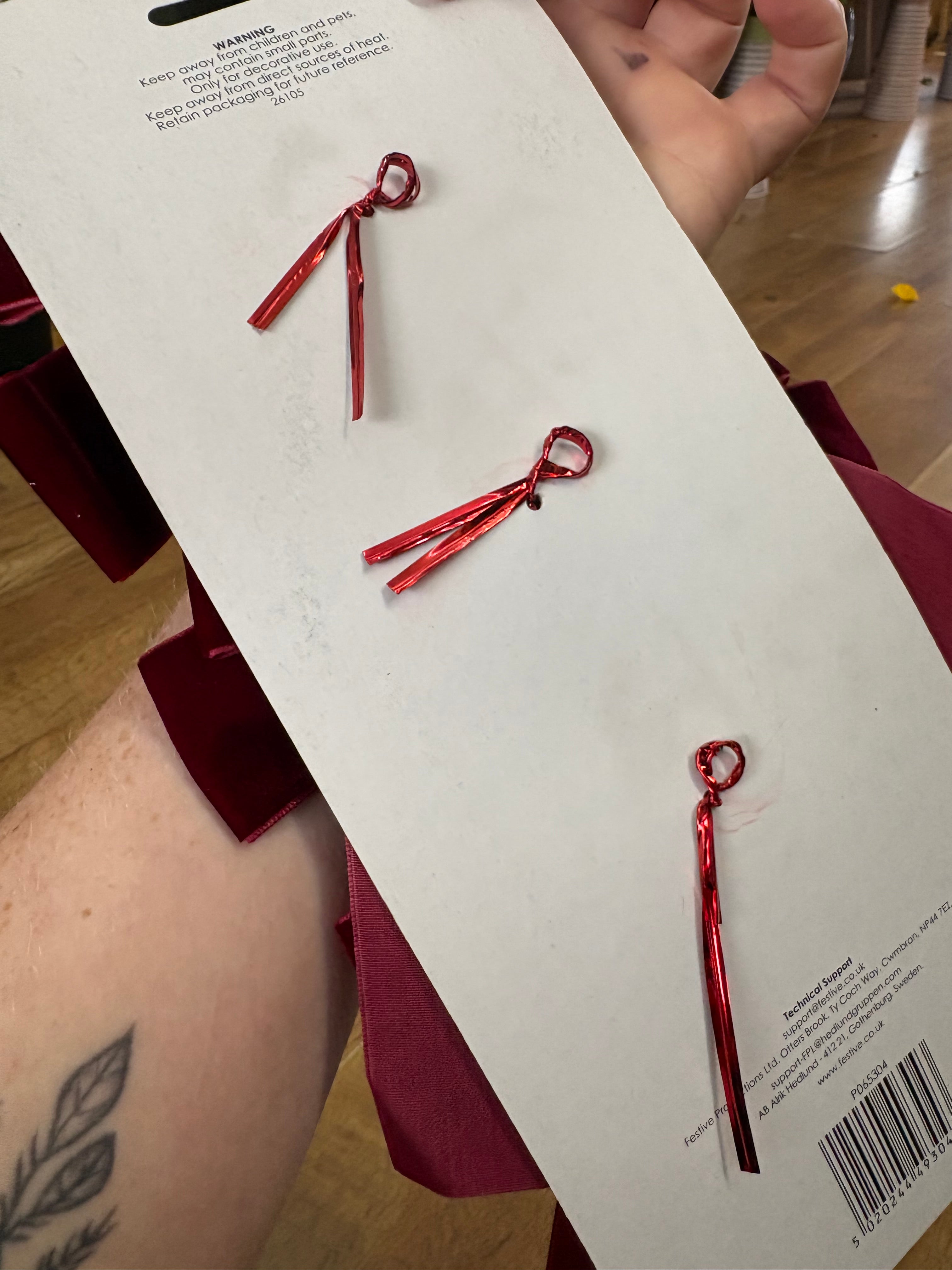 Pack of 3 burgundy velvet tie on bows