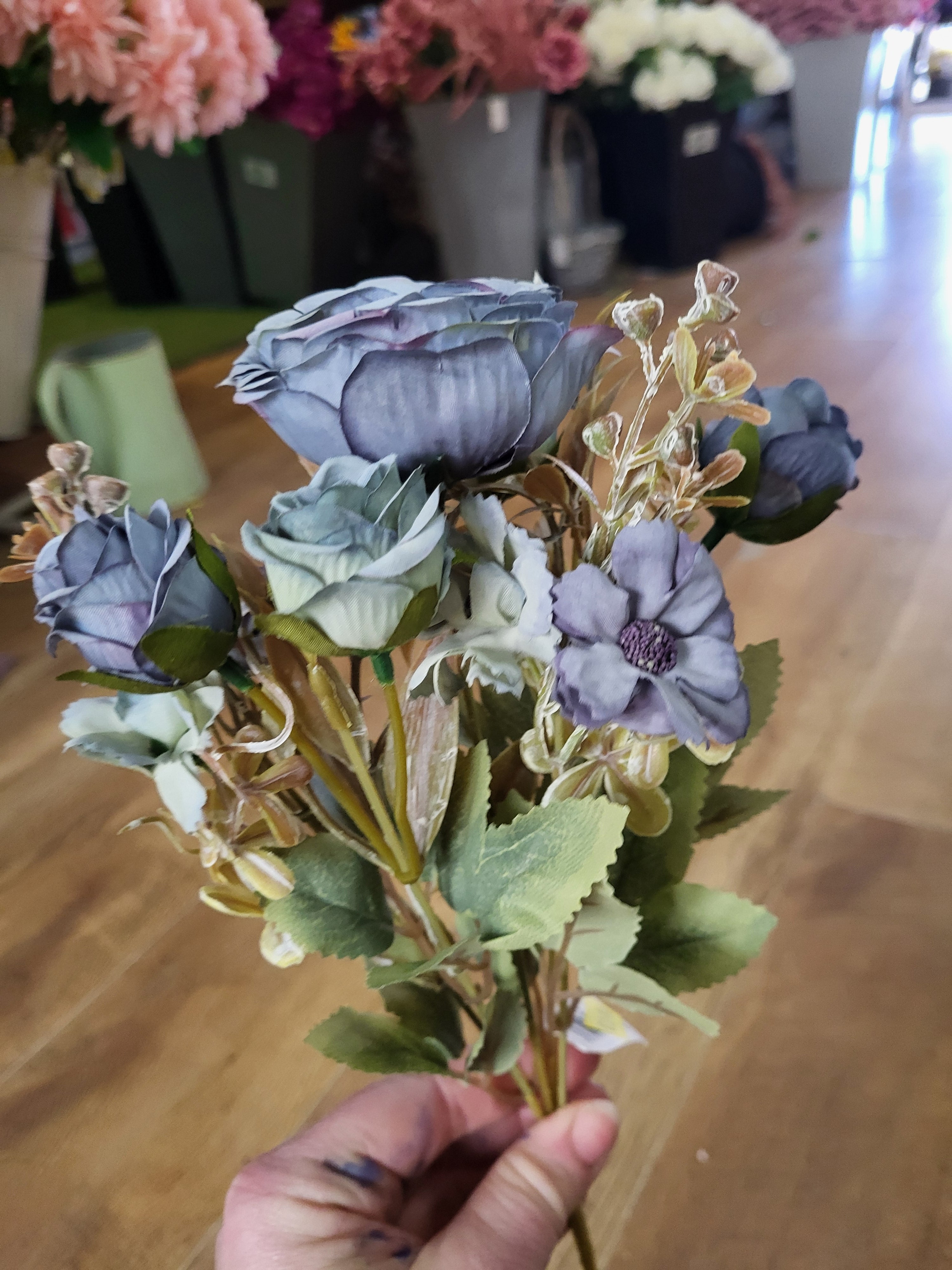 Small blue Elsa Bunch image 1