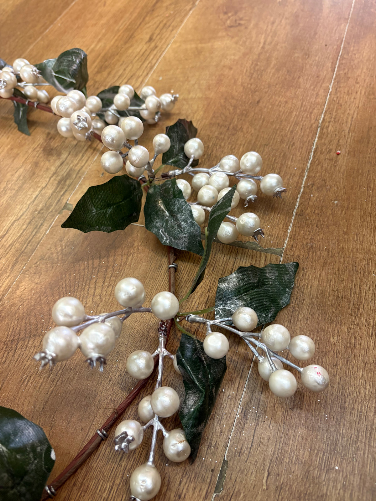 130cm pearl berry garland