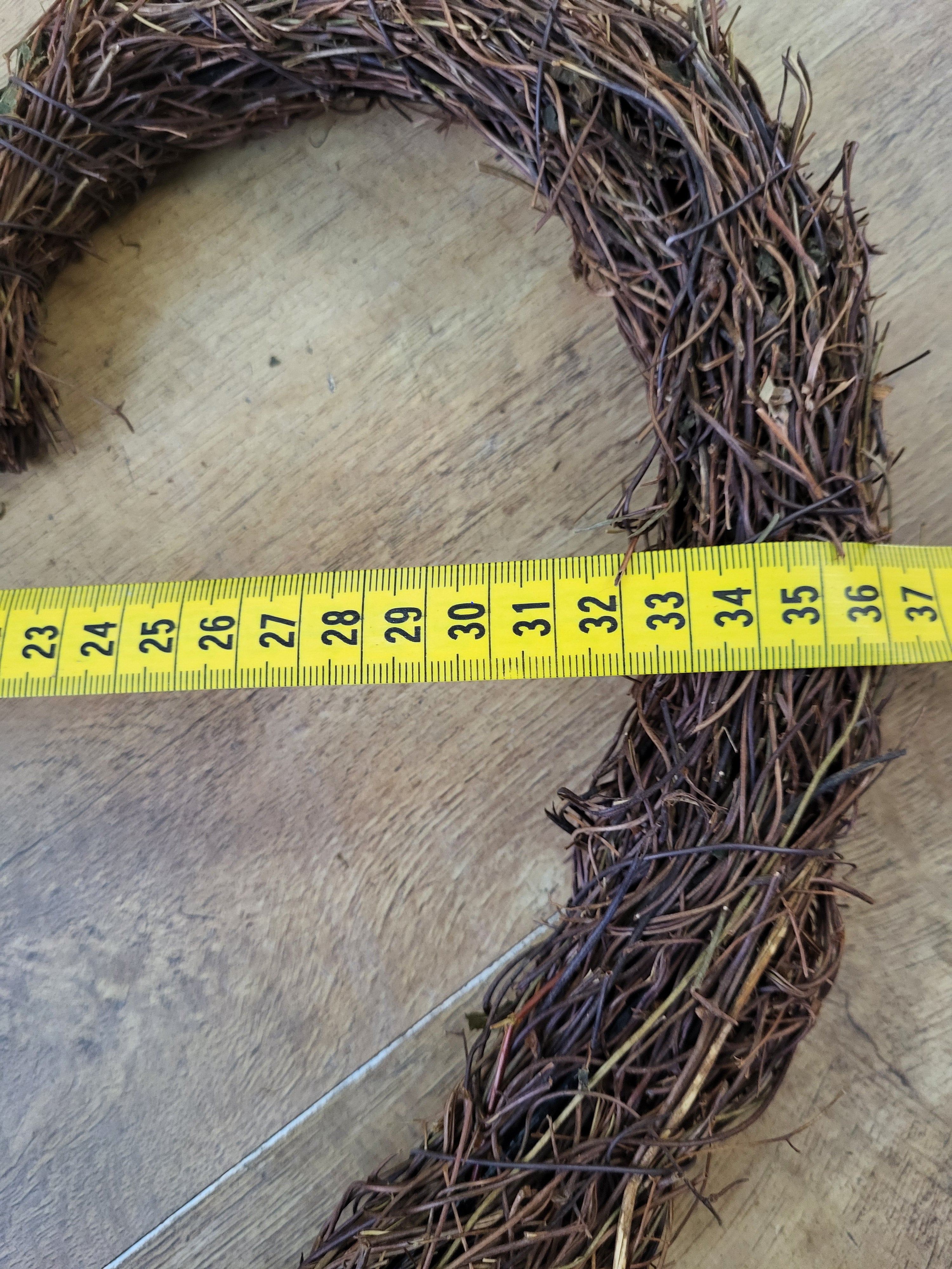 Grapevine heart wreath - approx 36cm image 2