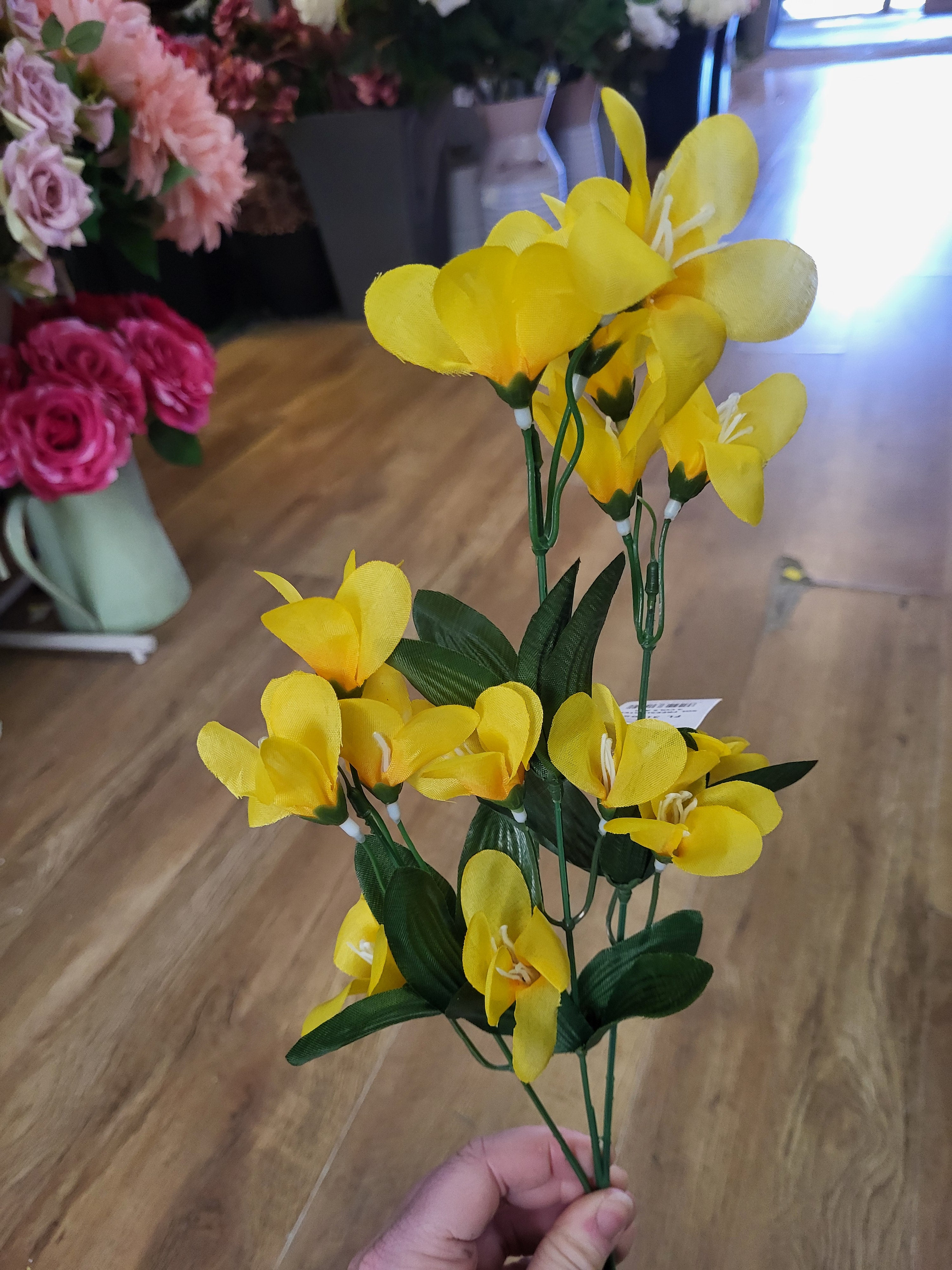 Long stem freesia  - 5 colours available image 9