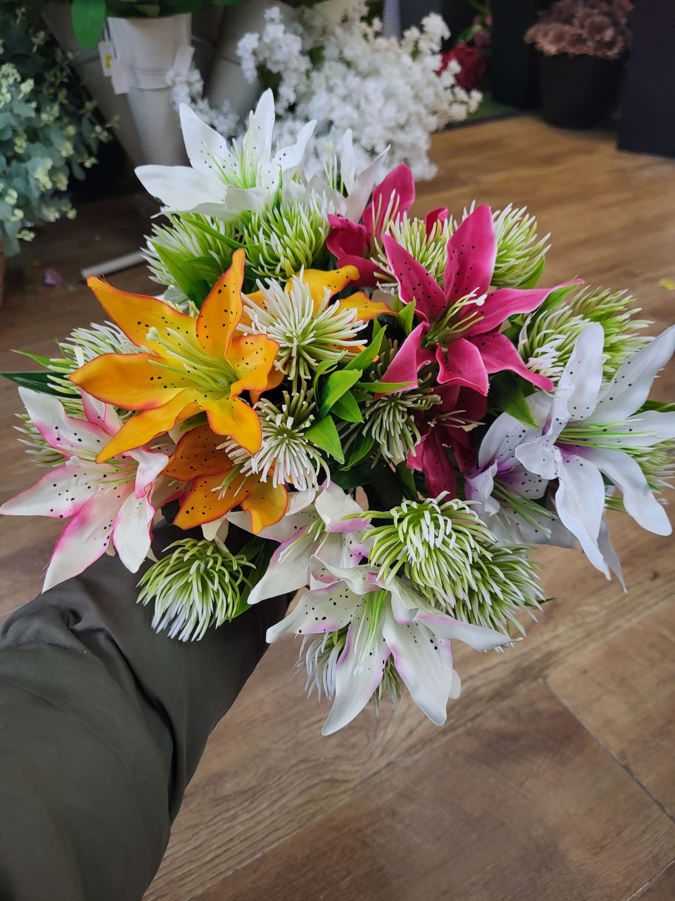 Tiger lily and allium bunch - 6 colours available image 1