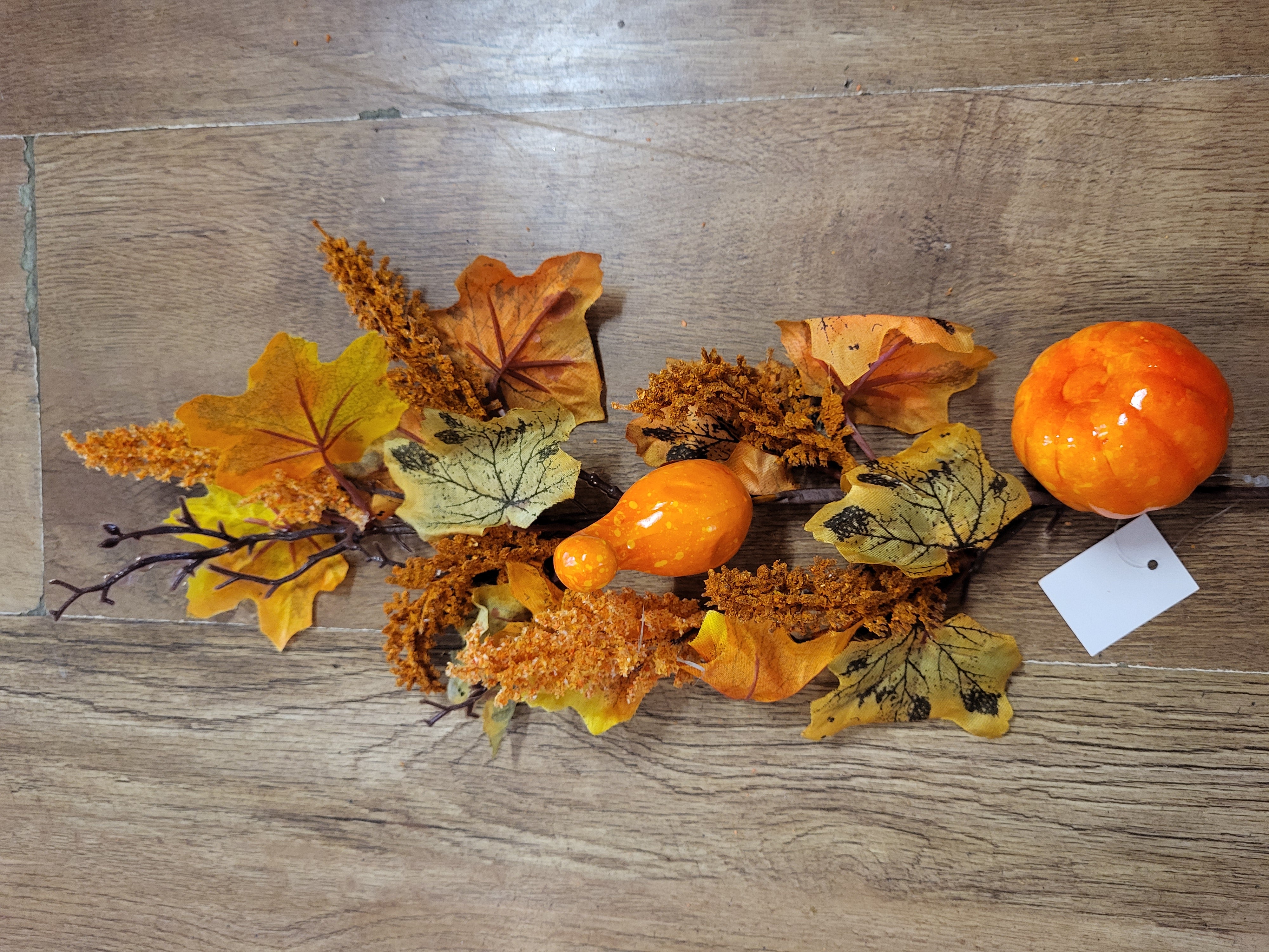 65cm tall autumn fruits and Heather stem image 4